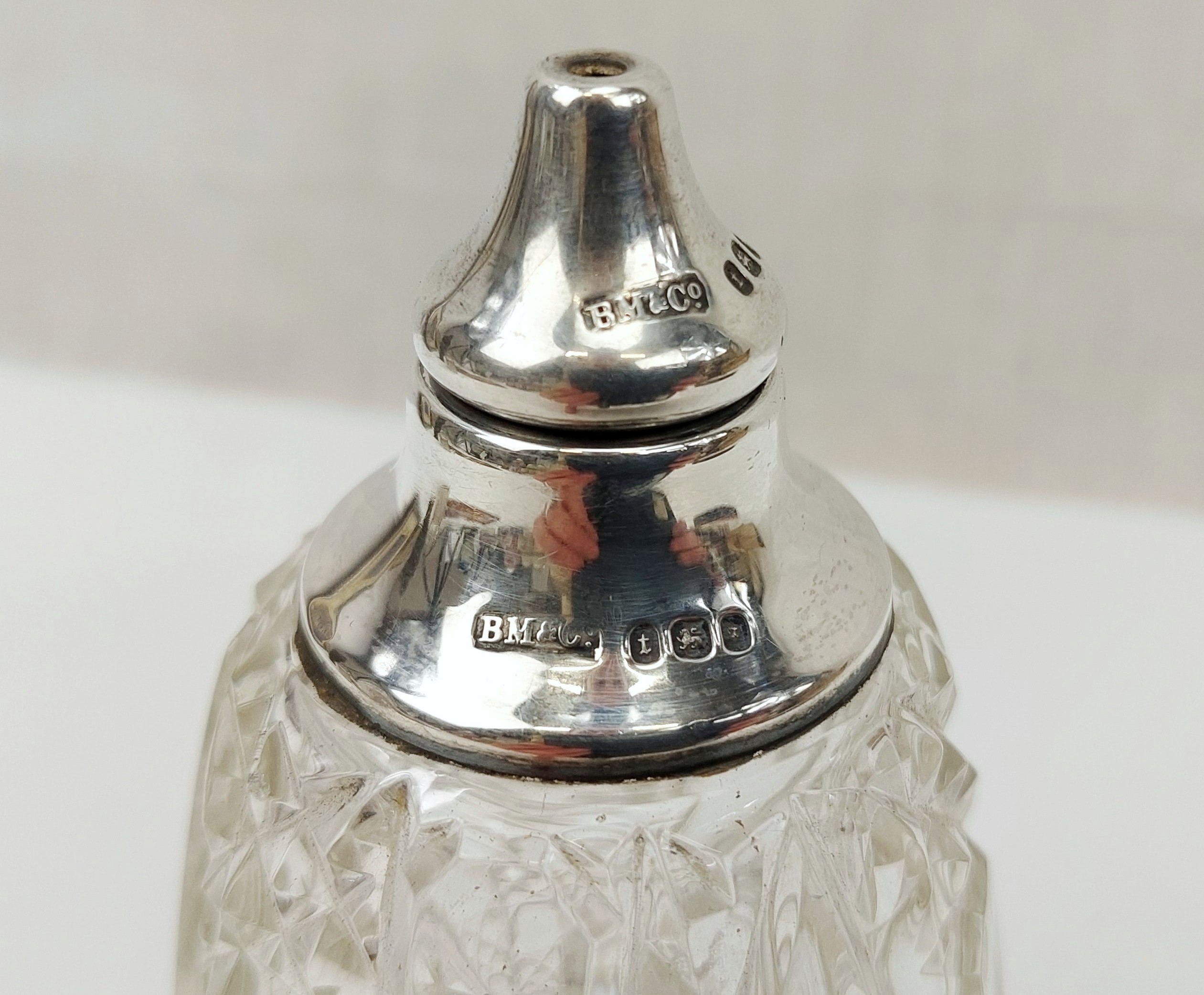 Birmingham 1932 Silver Topped Perfume Atomiser - Image 7