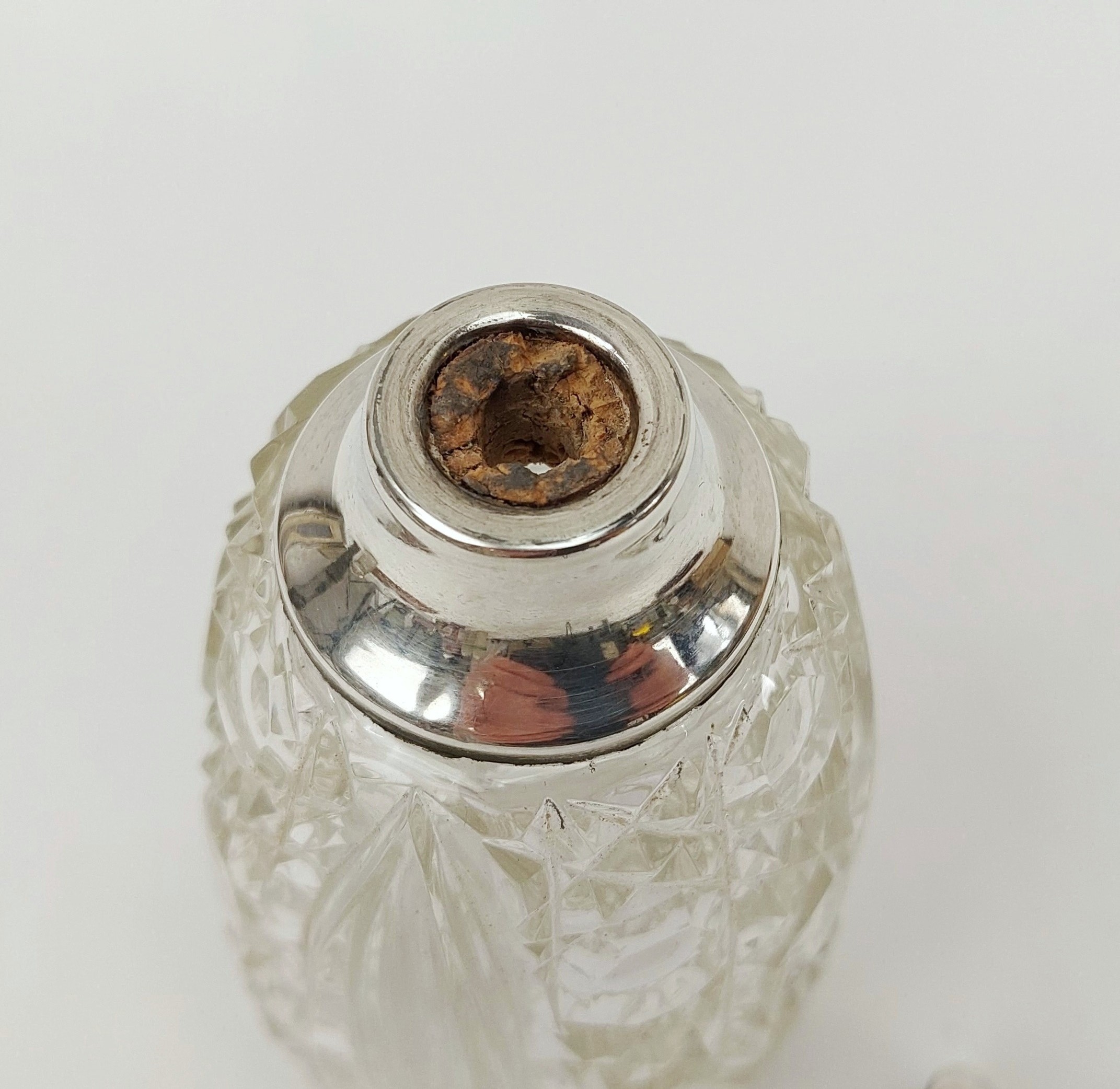 Birmingham 1932 Silver Topped Perfume Atomiser - Image 5