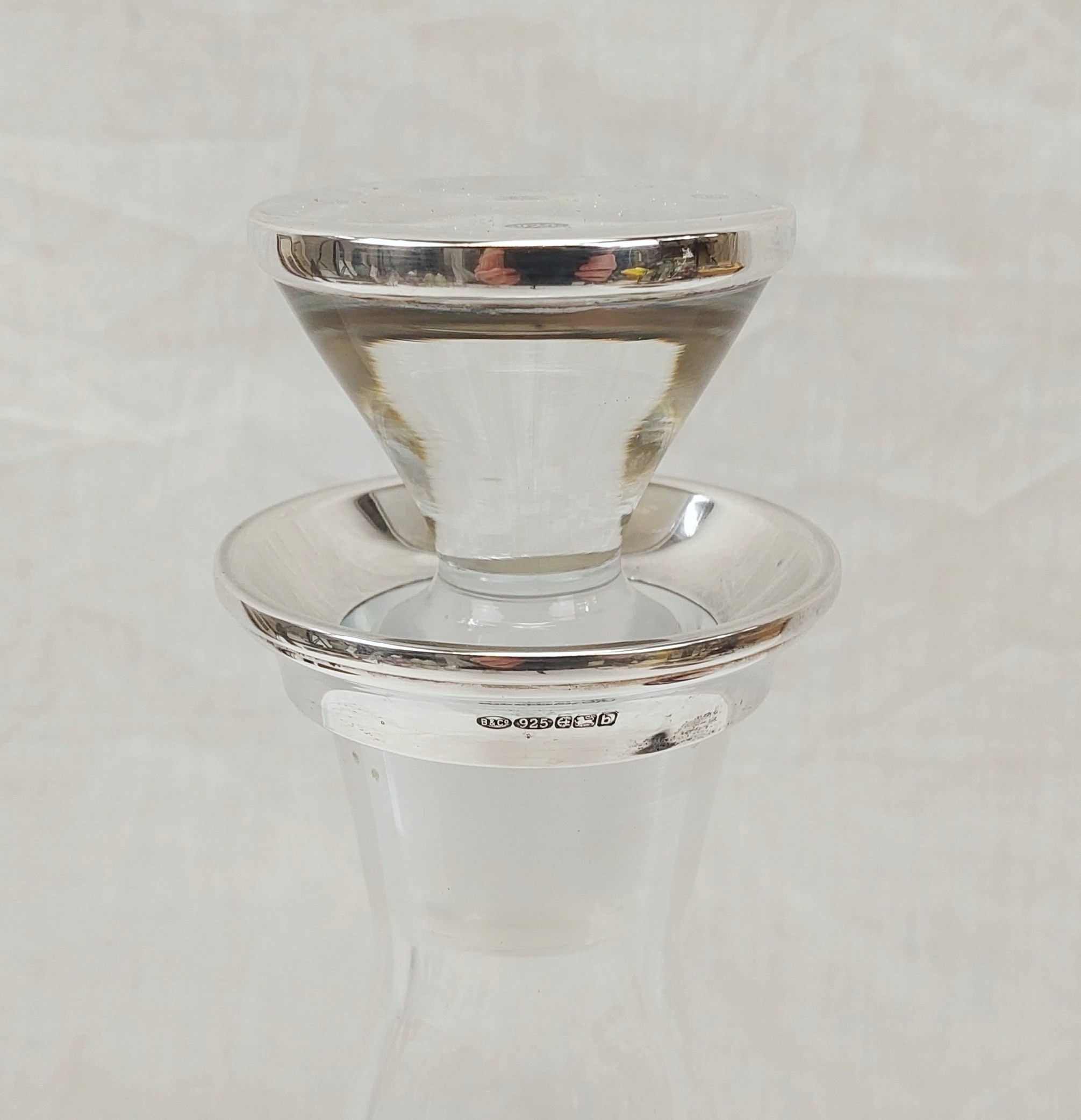 Birmingham Silver Topped 2001 Crystal Glass Decanter - Image 7
