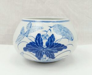 Circa 1875 Chinese Porcelain Lily Pad Bowl