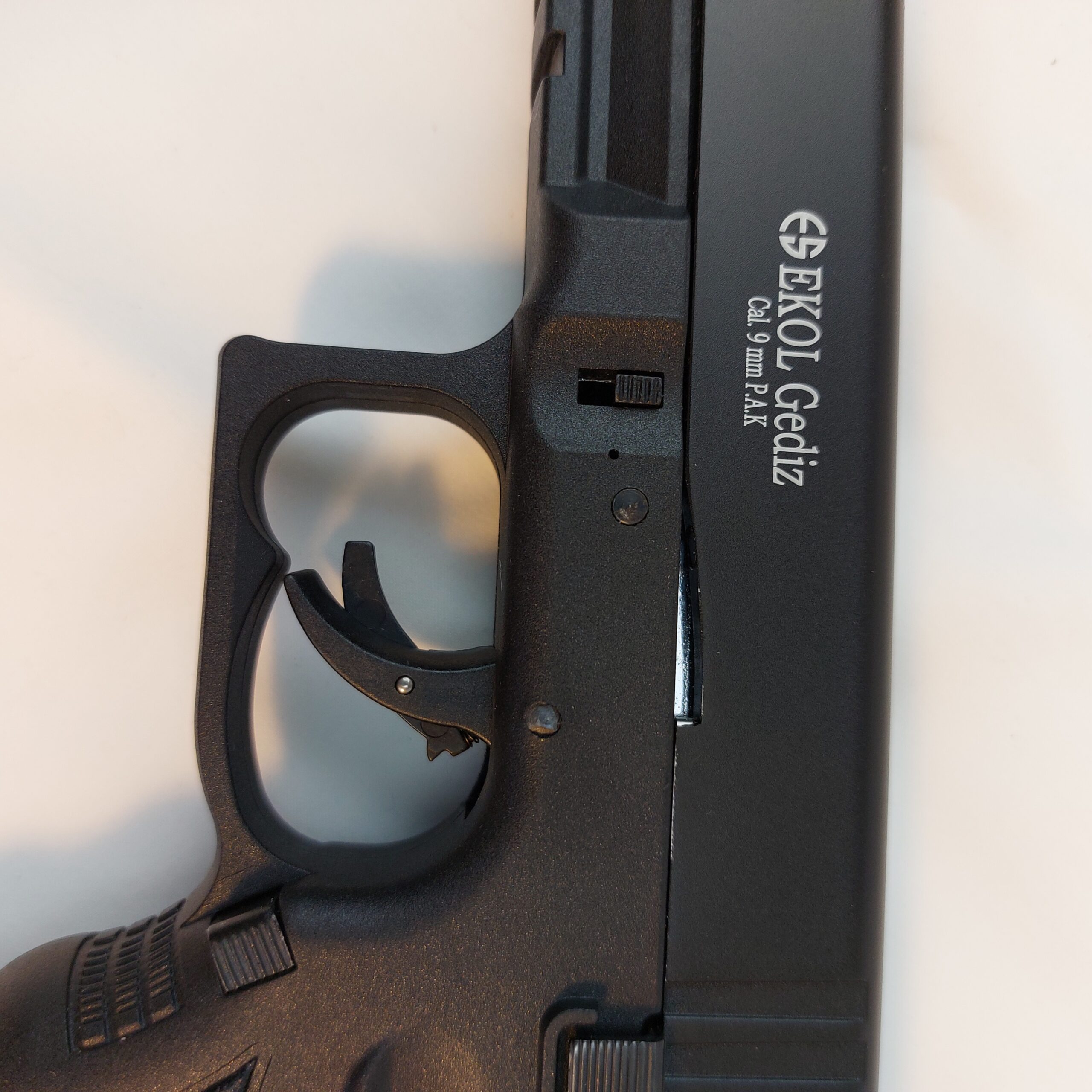 EKOL Gediz Cal 9mm Semi-Automatic Blank Pistol - Image 5