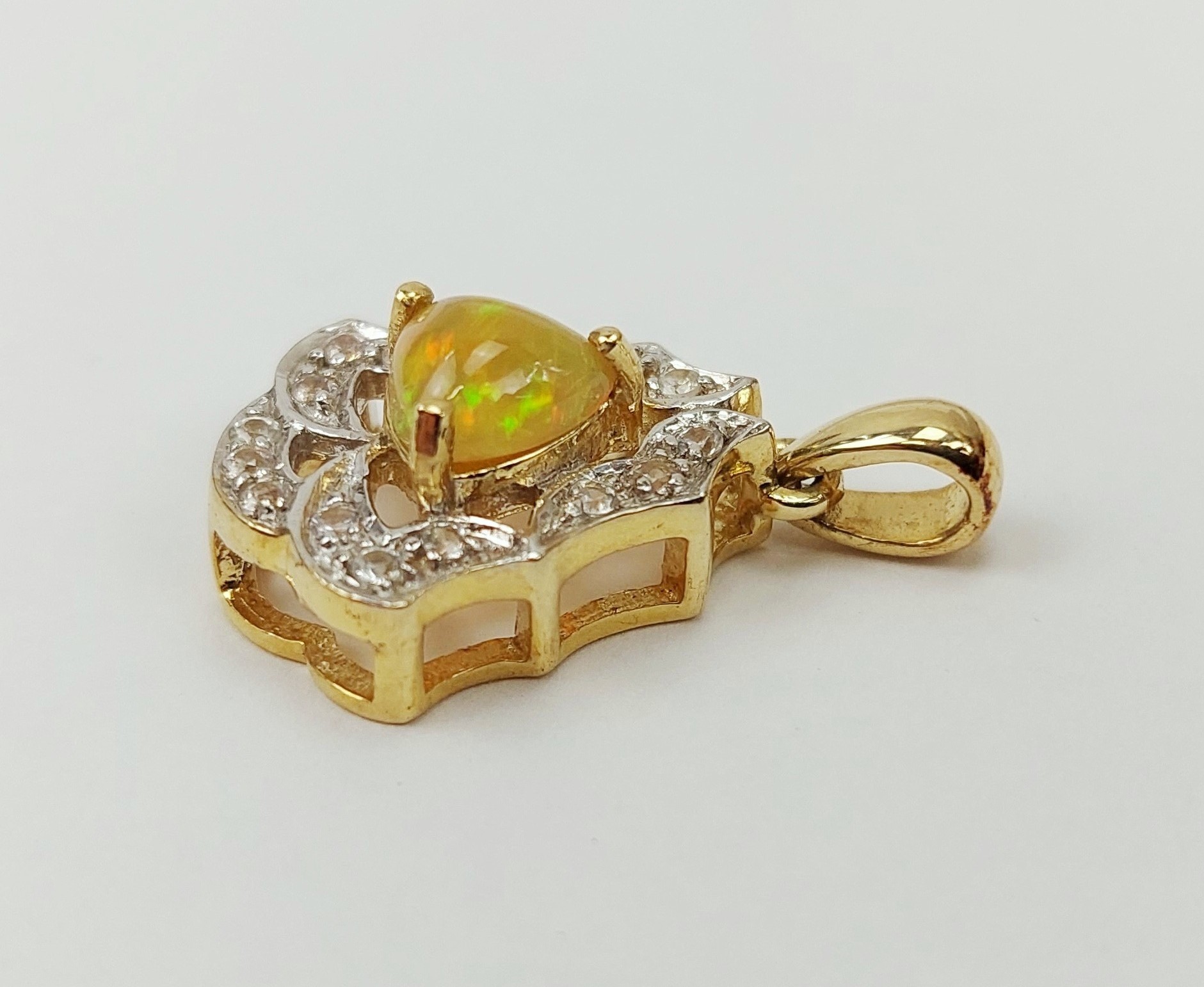 9ct Gold Opal & White Sapphire Pendant - Image 2
