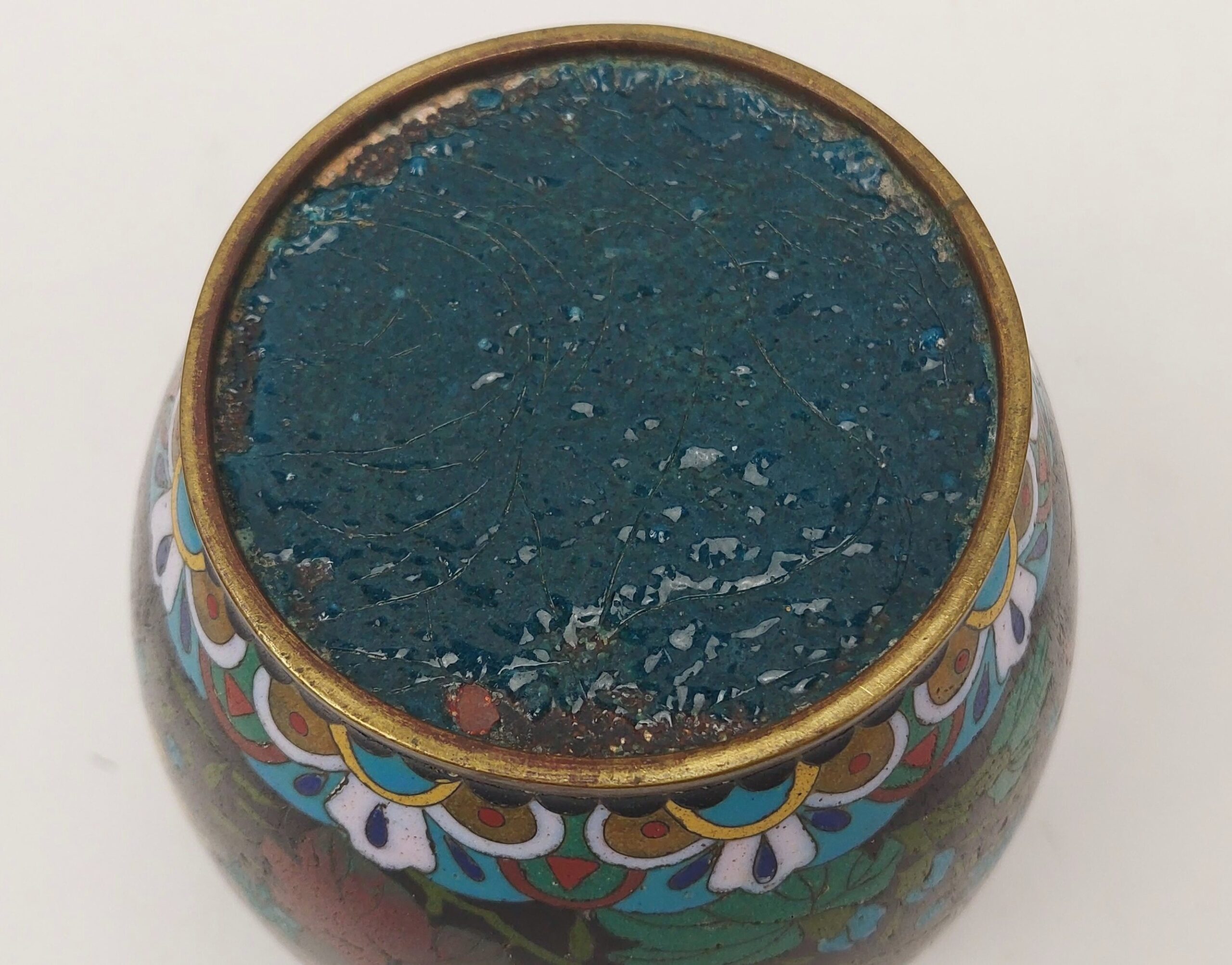 Chinese Cloisonne Pot - Image 7