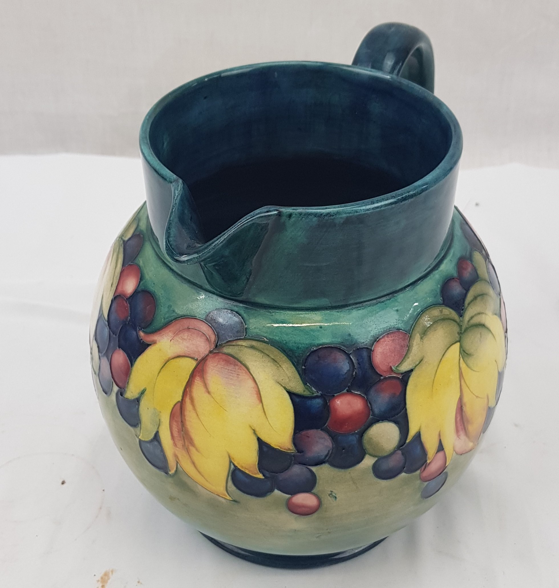 Large 1950s Moorcroft Leaf And Berries Pattern Jug With Queen Mary Label - Image 3
