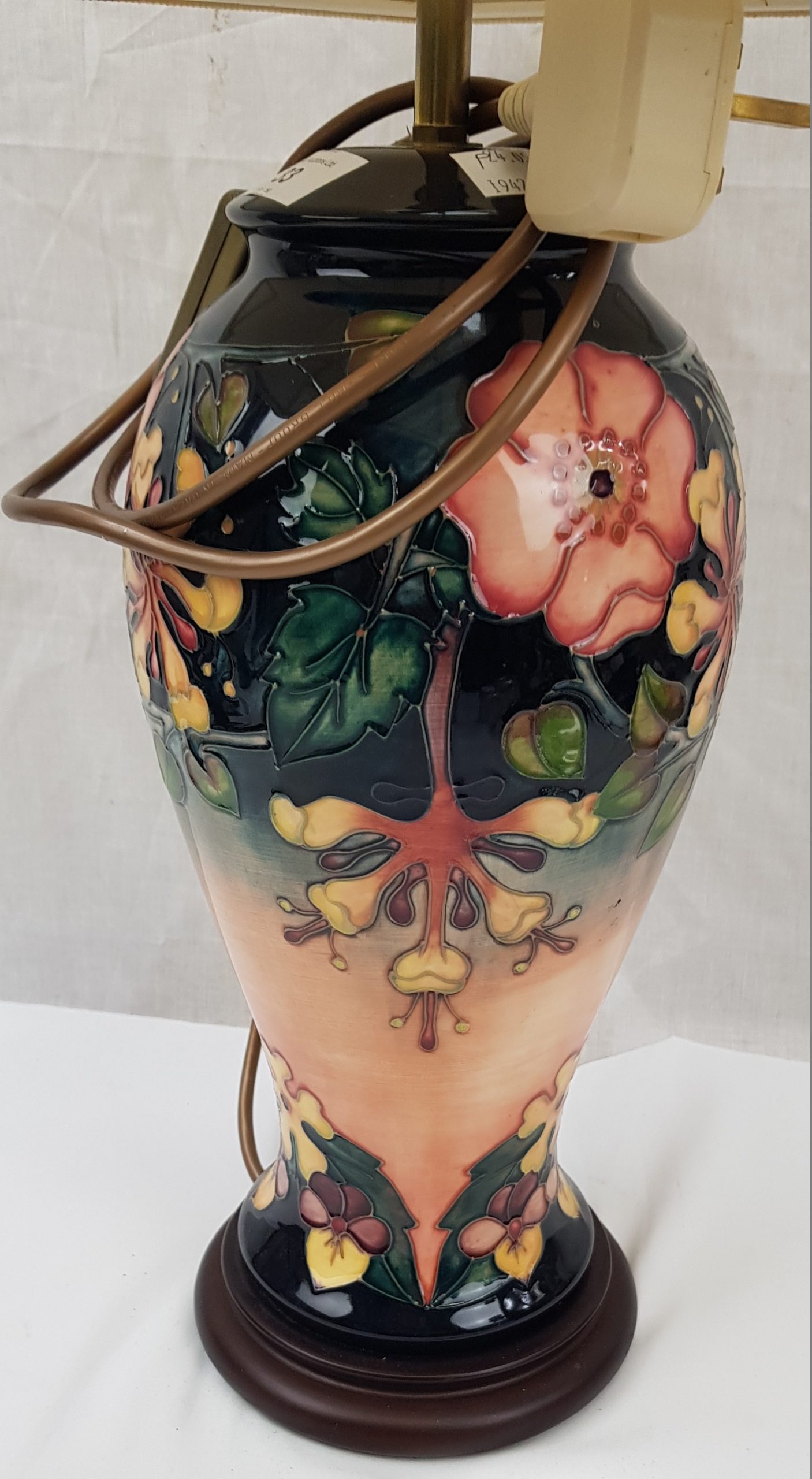 Moorcroft Hibiscus Moon Baluster Table Lamp - Image 4