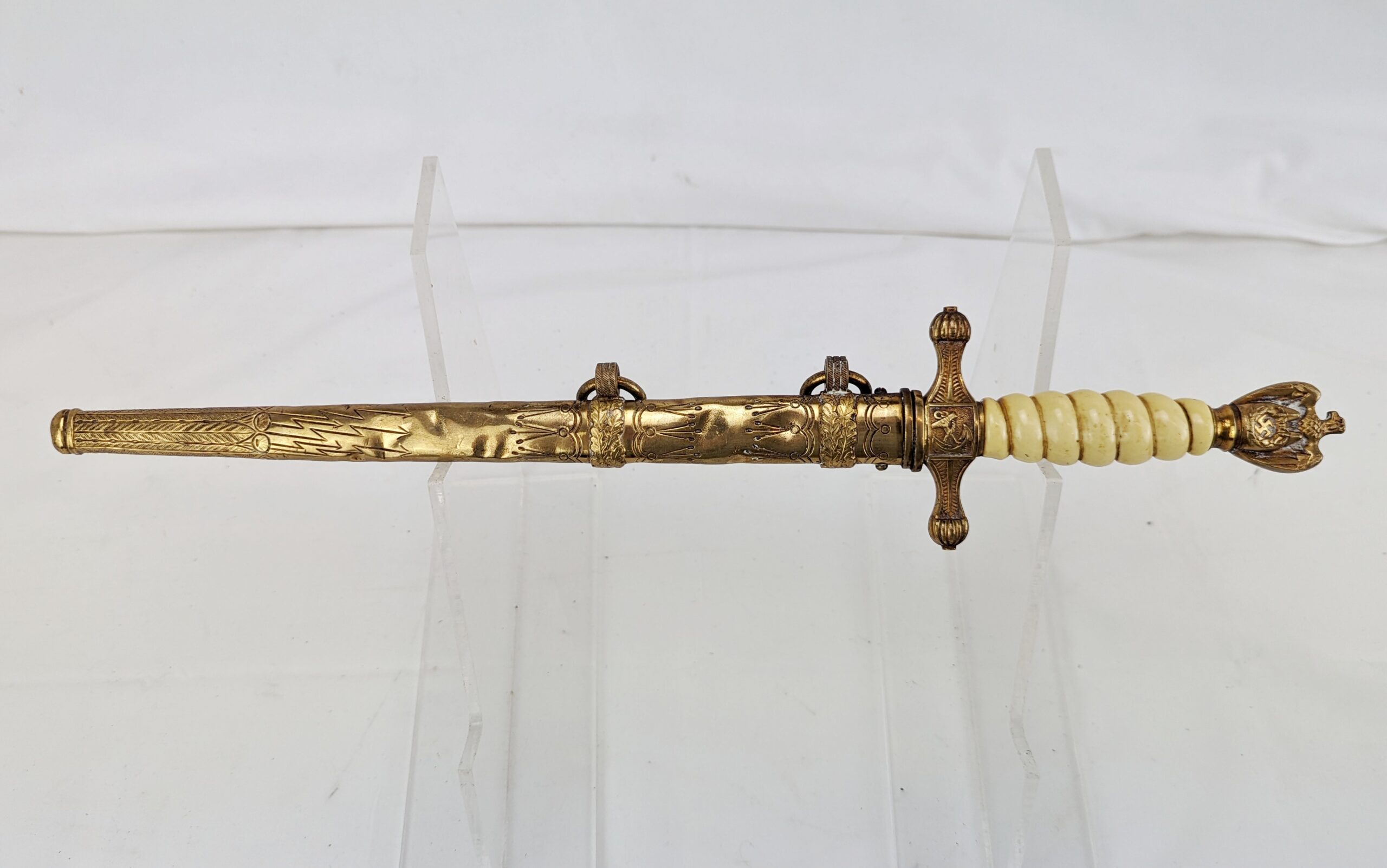 Original WW2 German Kriegsmarine Officer’s Dress Dagger - Image 2