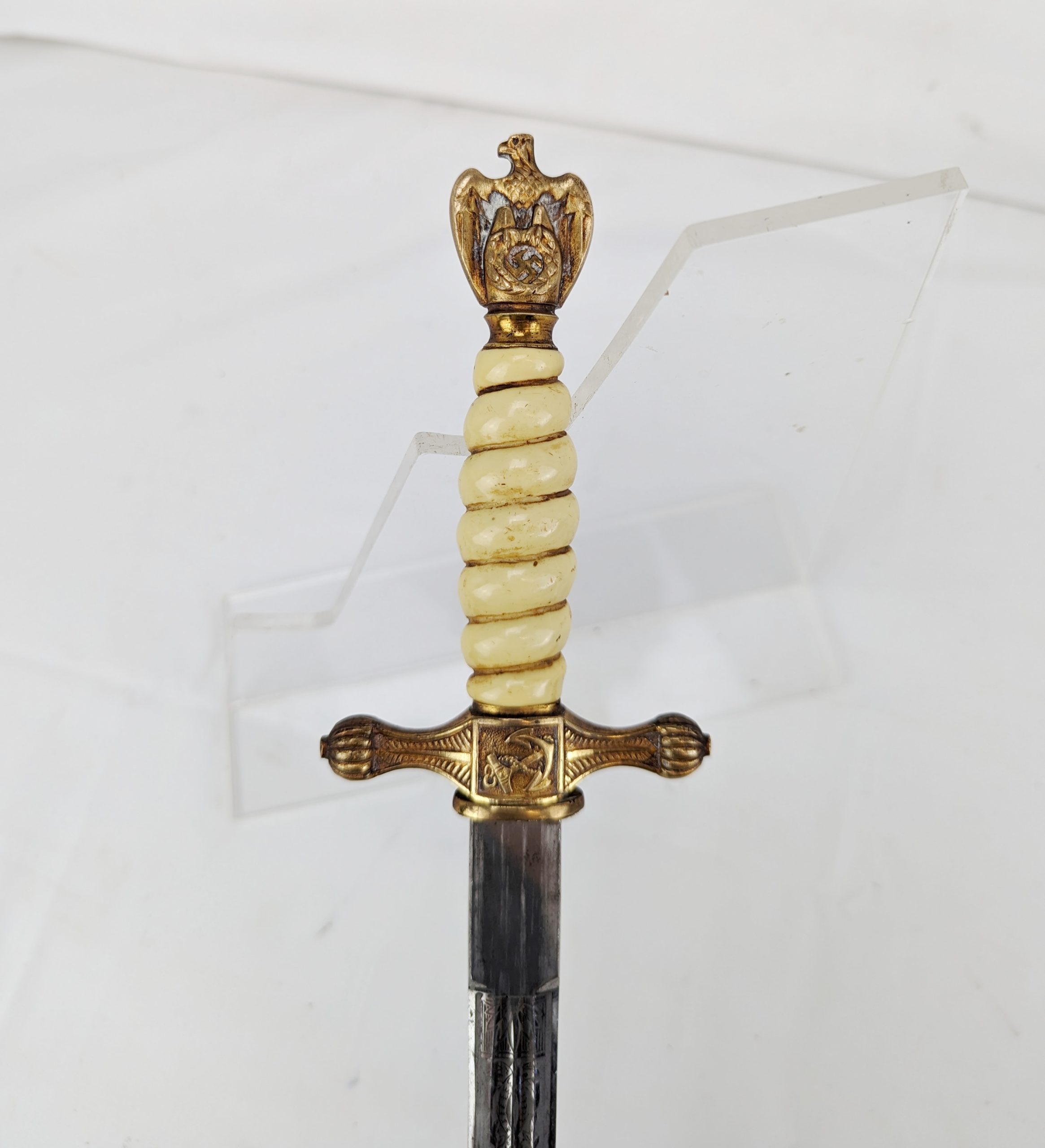 Original WW2 German Kriegsmarine Officer’s Dress Dagger - Image 7