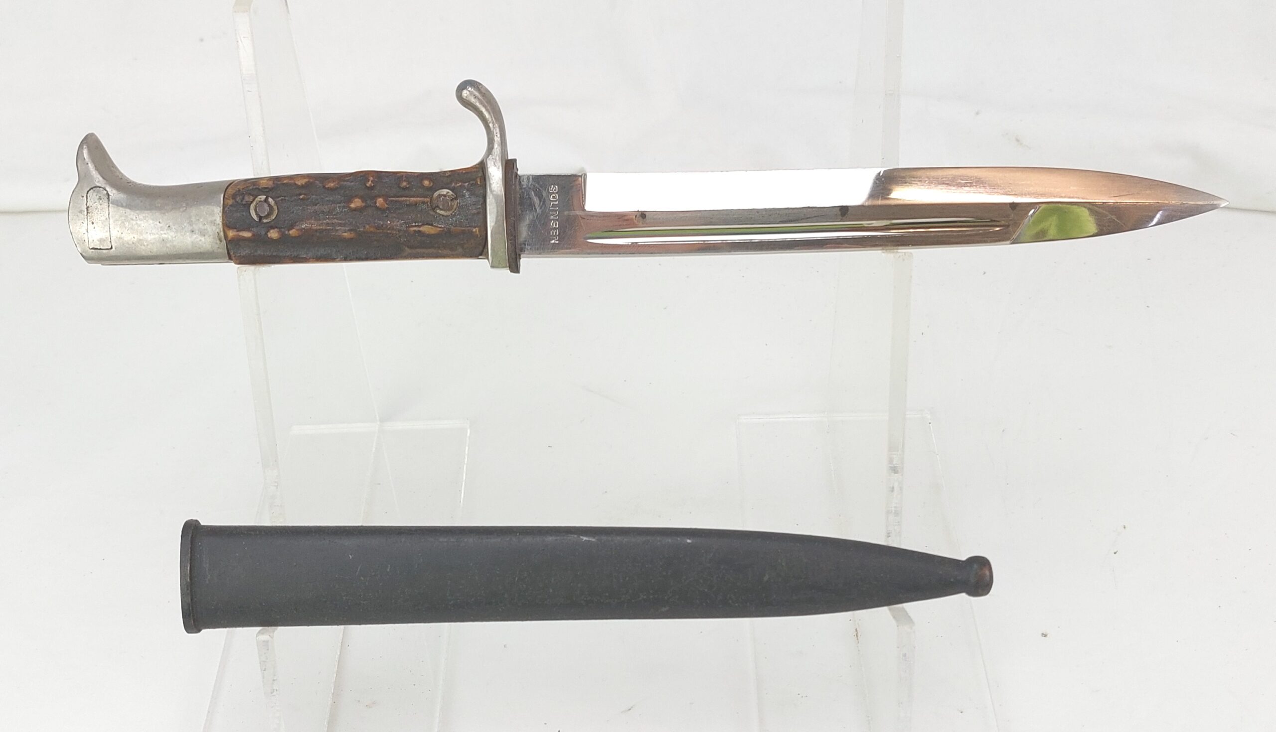 REPLICA WW2 German Police Bayonet, Short Model Stag Grip, stamped Solingen and Scabbard - Image 2