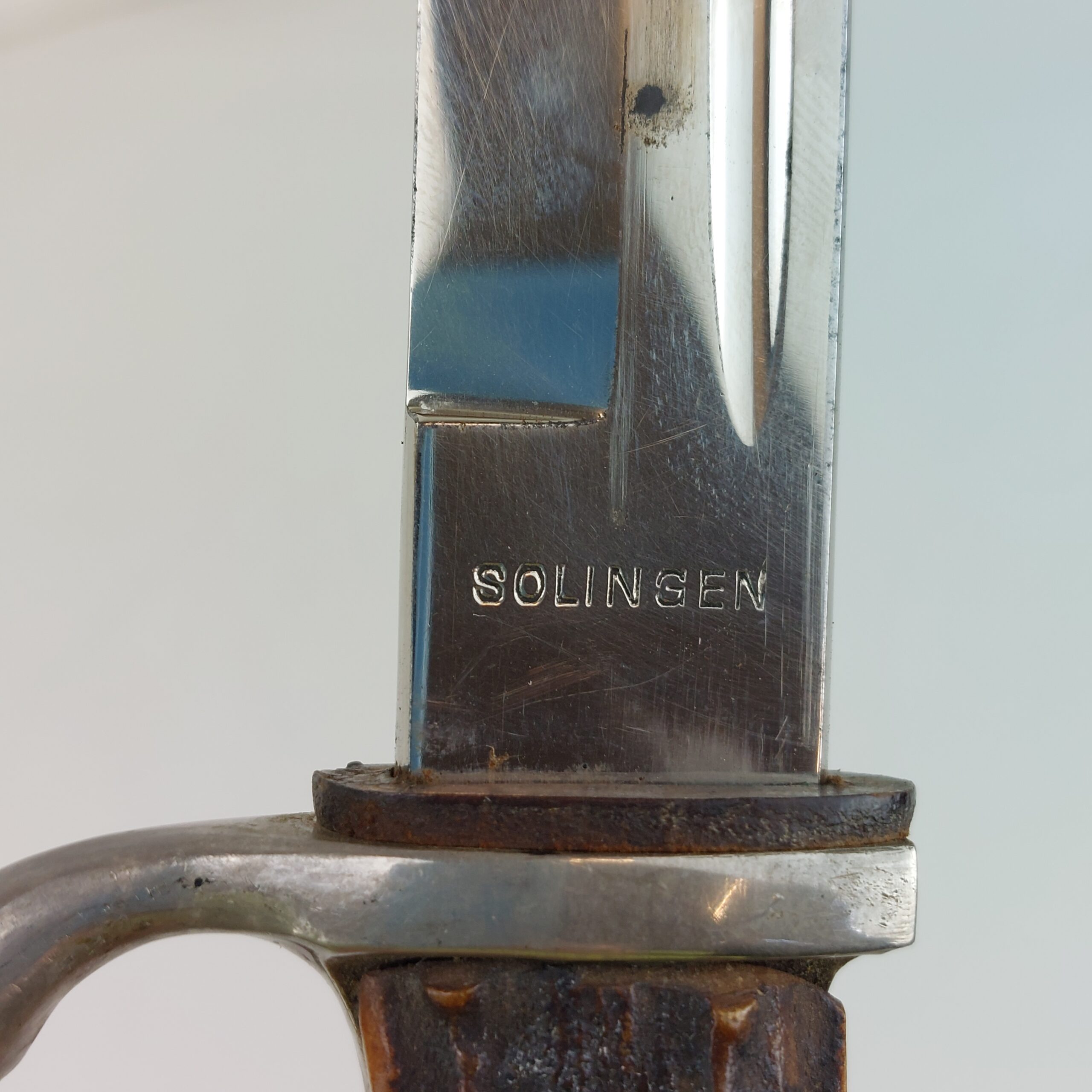 REPLICA WW2 German Police Bayonet, Short Model Stag Grip, stamped Solingen and Scabbard - Image 11