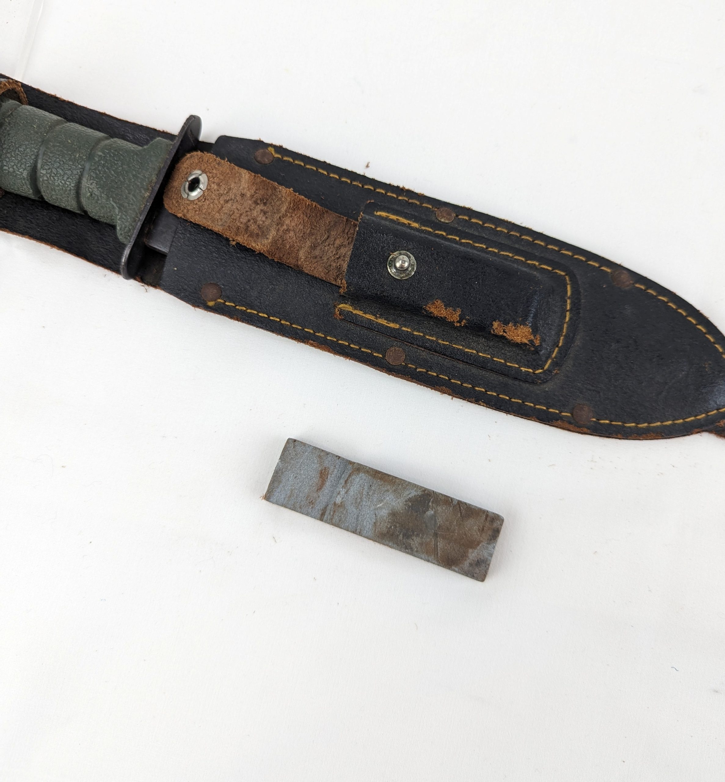 Taiwanese Post-War Military Field Knife - Image 5