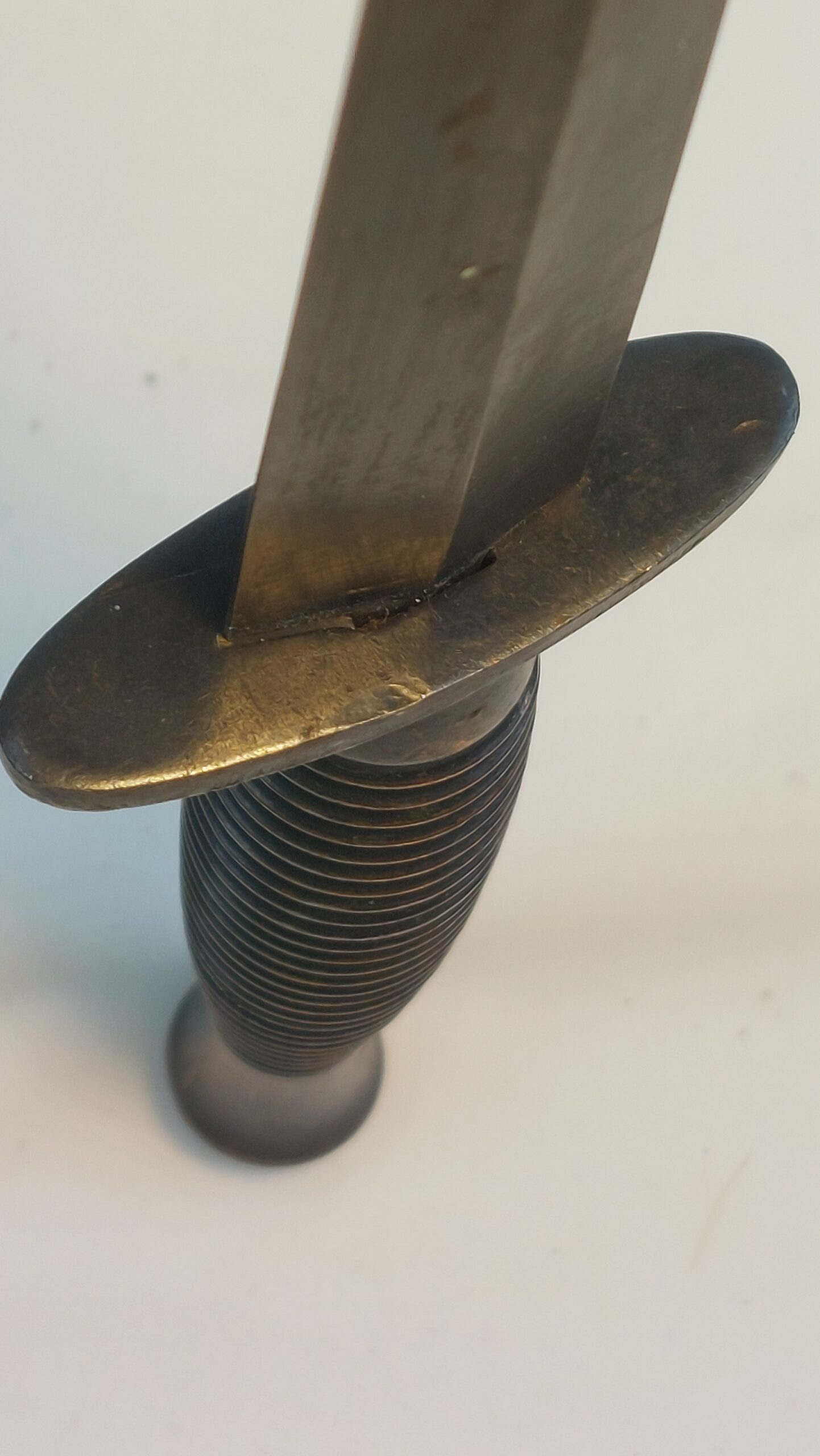Third Pattern Fairbairn-Sykes Fighting Knife / Dagger - Image 7