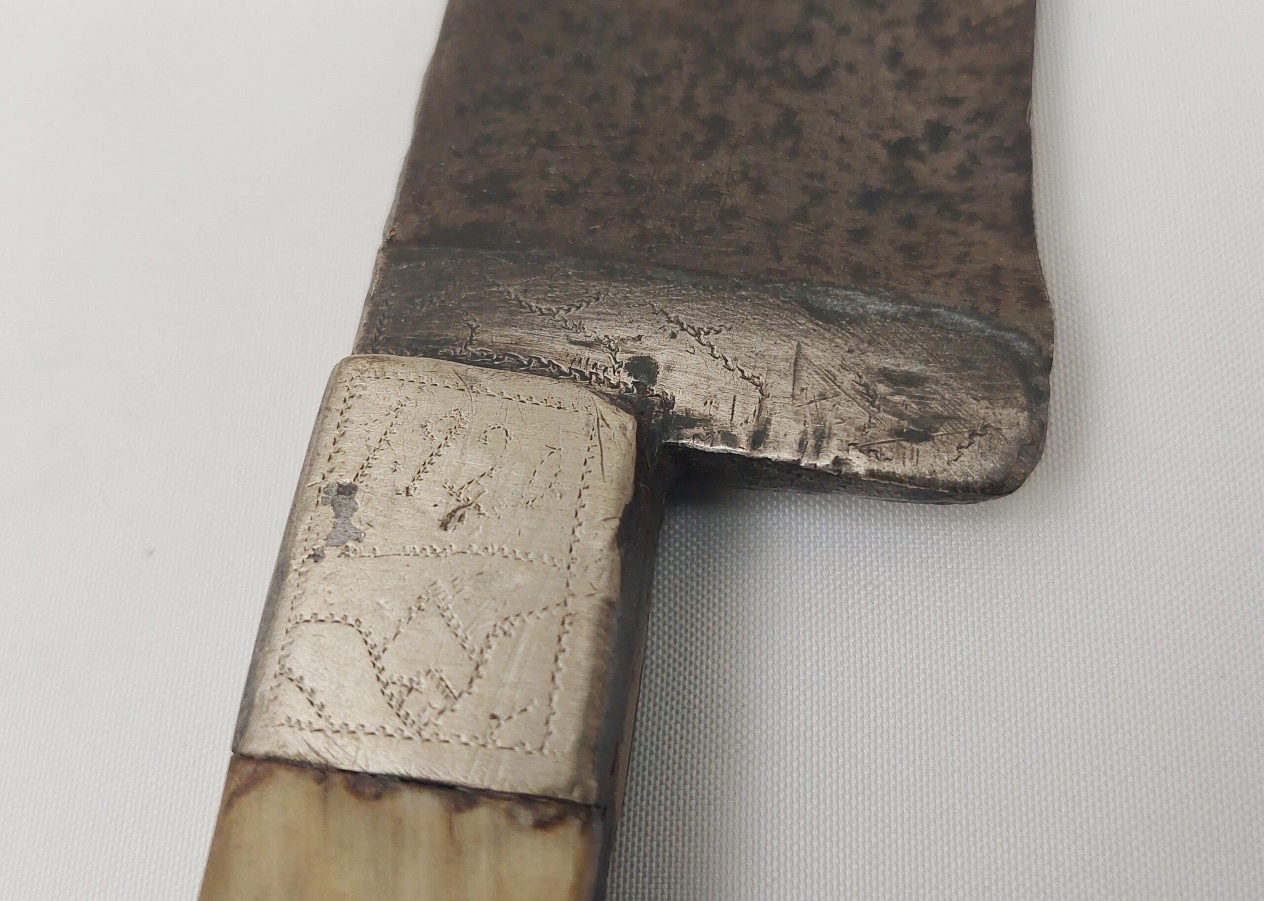 WW1 Trench Made Bowie Knife With Horn Grips - Image 9