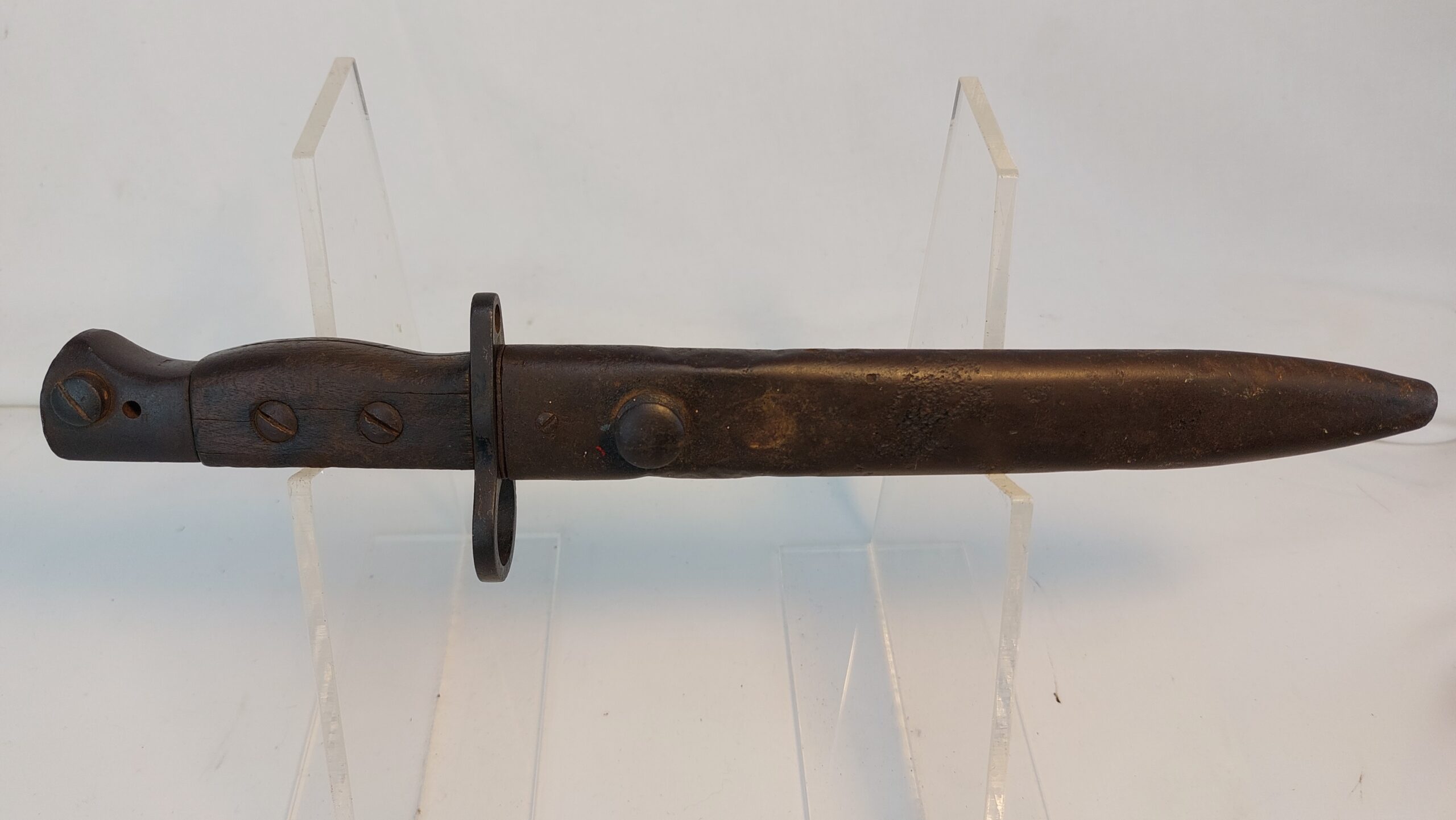WW2 British No 5. Jungle Carbine Bayonet, Maker Marked WSC. With Original Scabbard - Image 2