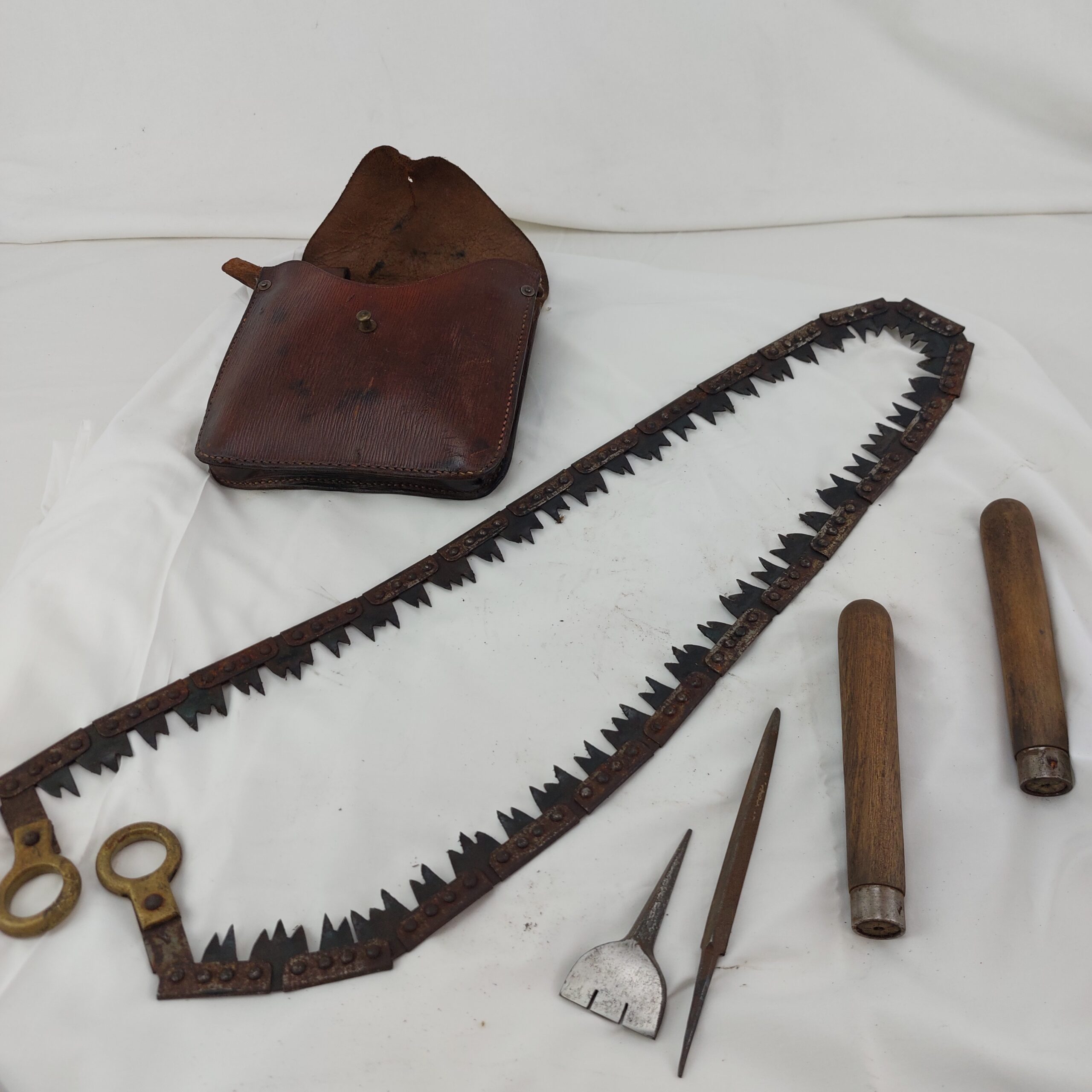 WW2 Complete Folding Saw Set. Dated 1943