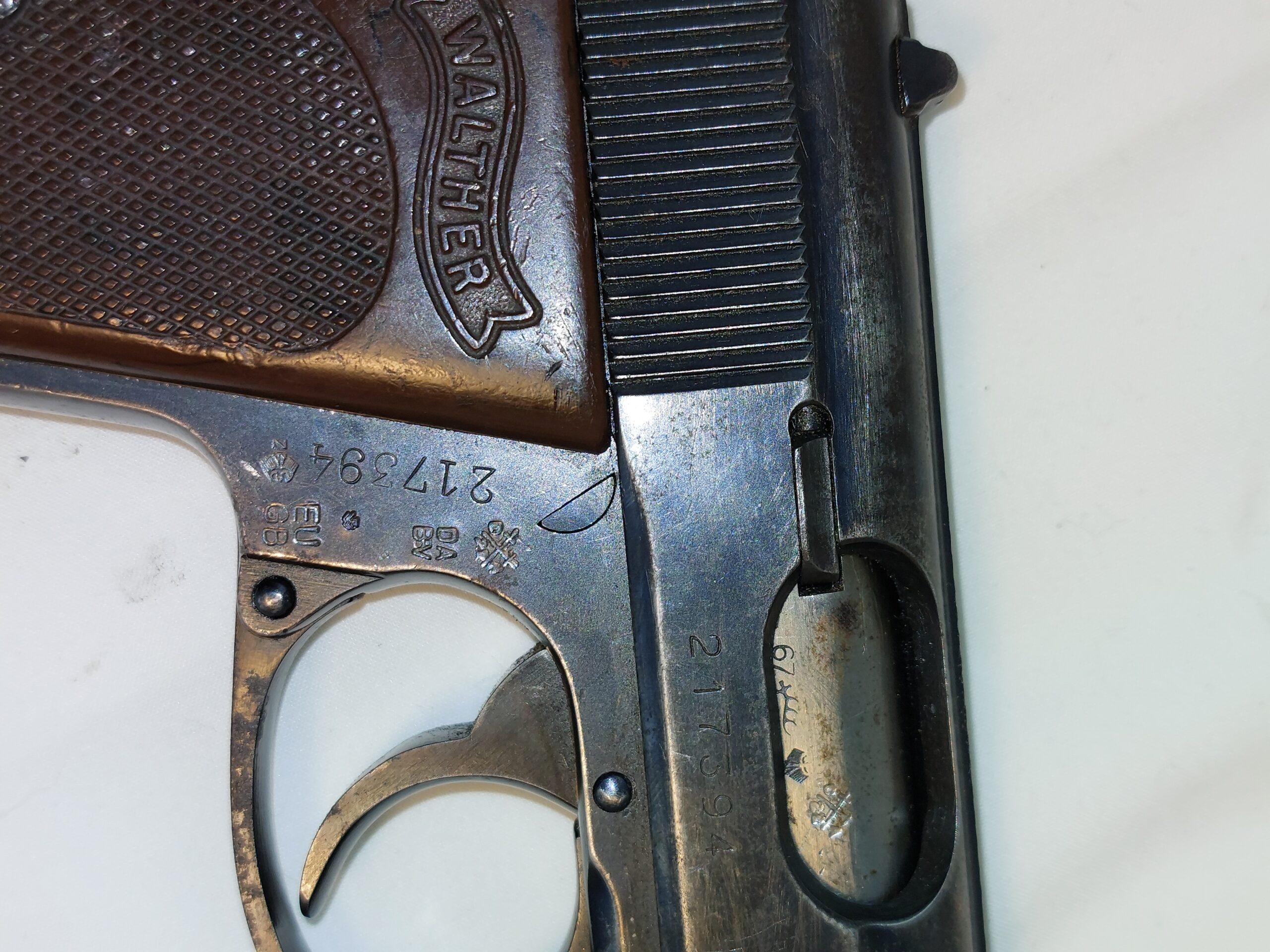 German c1940 WW2 Walther PPK Semi-Automatic Pistol Cal. 7.65mm. Barrel Length 3.25". Deactivated - Image 4