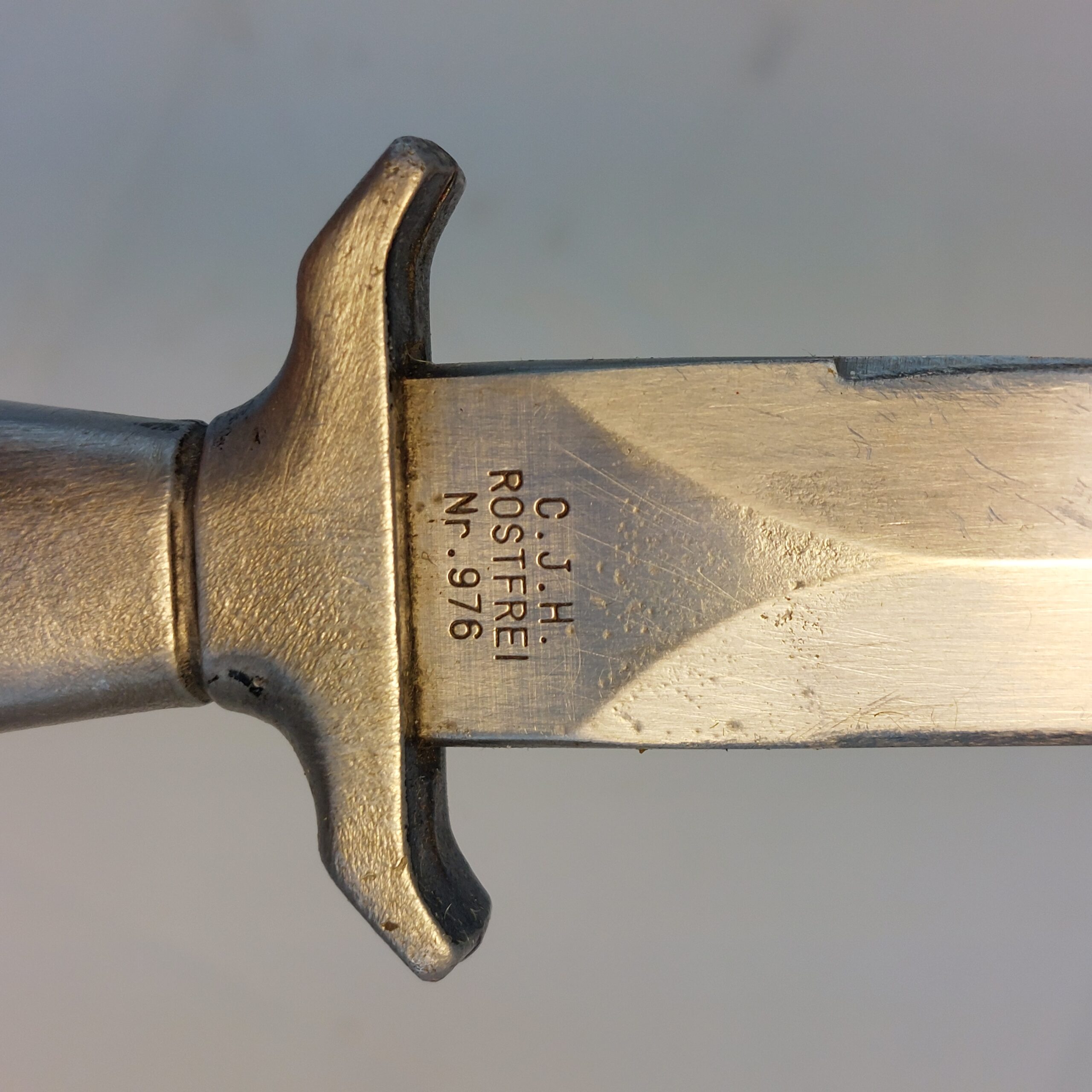 1950's German C.J.H Rostfrei Boot Knife Dagger with Leather Sheath/Scabbard - Image 3