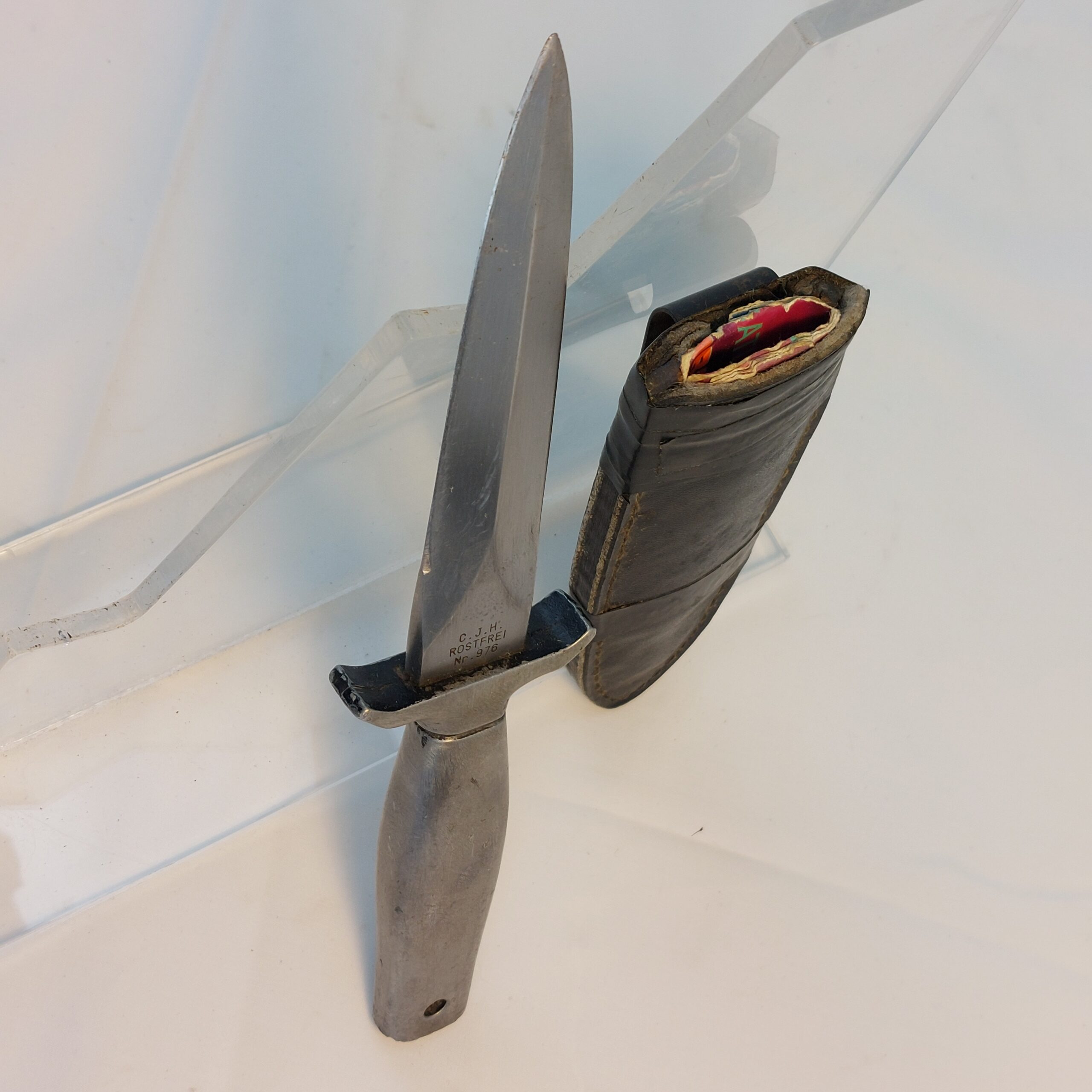 1950's German C.J.H Rostfrei Boot Knife Dagger with Leather Sheath/Scabbard - Image 4