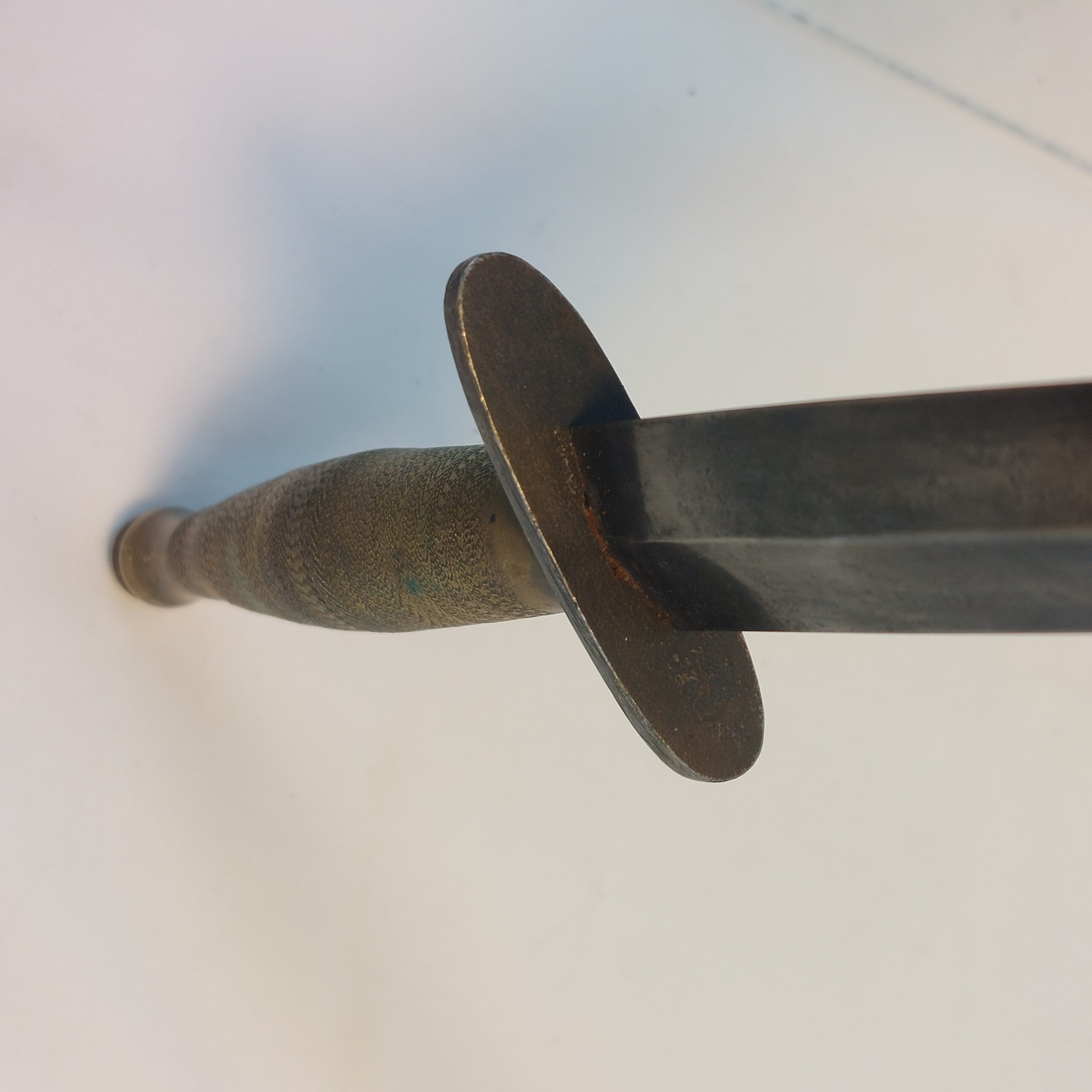 Second Pattern Fairbairn–Sykes Fighting Knife - Image 2