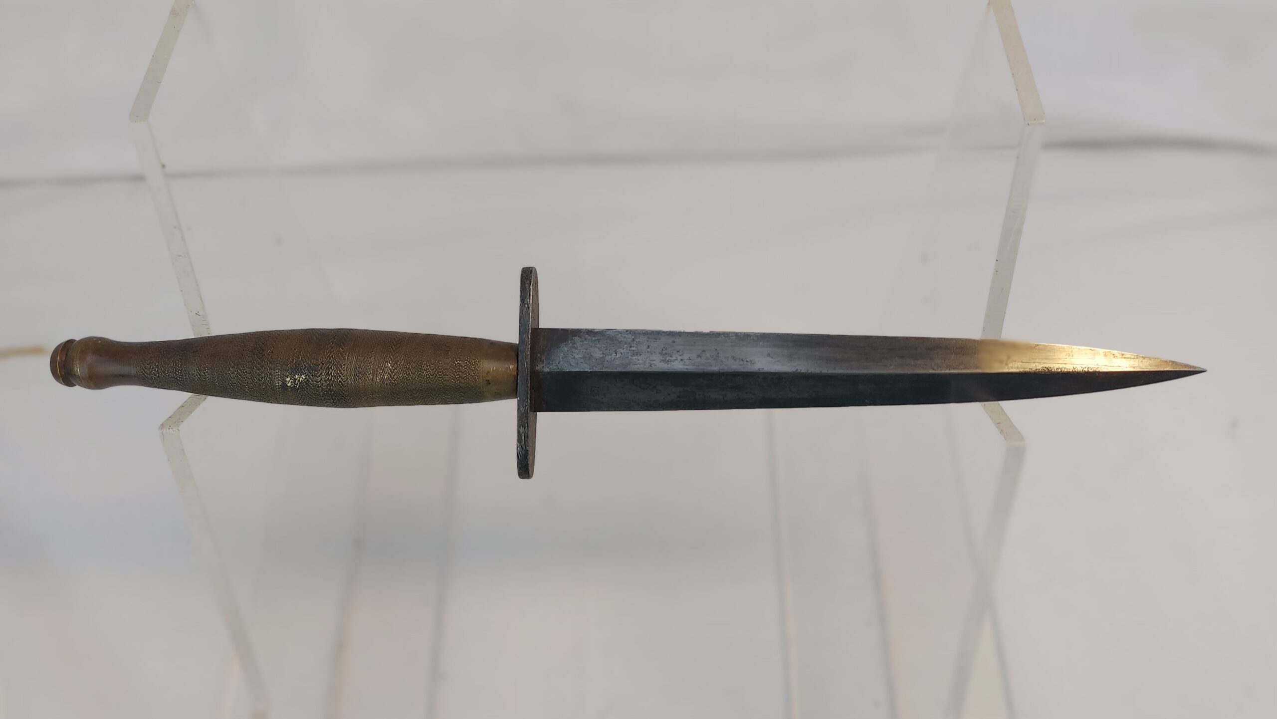 Second Pattern Fairbairn–Sykes Fighting Knife