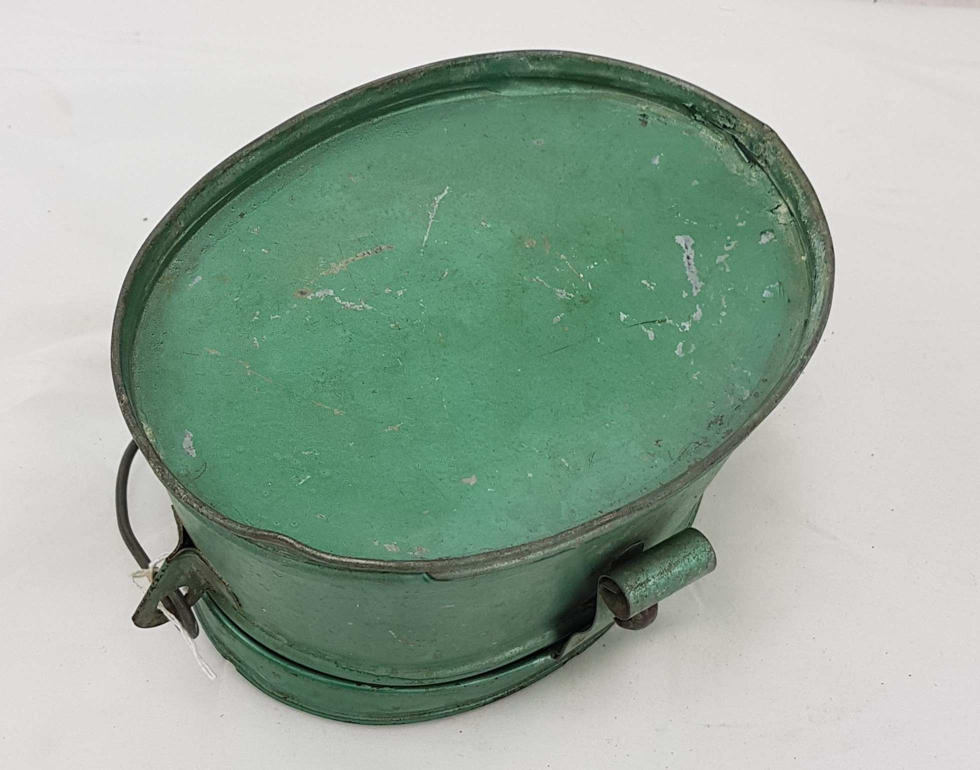 1930s French Enameled Tin Bait Box - Image 4