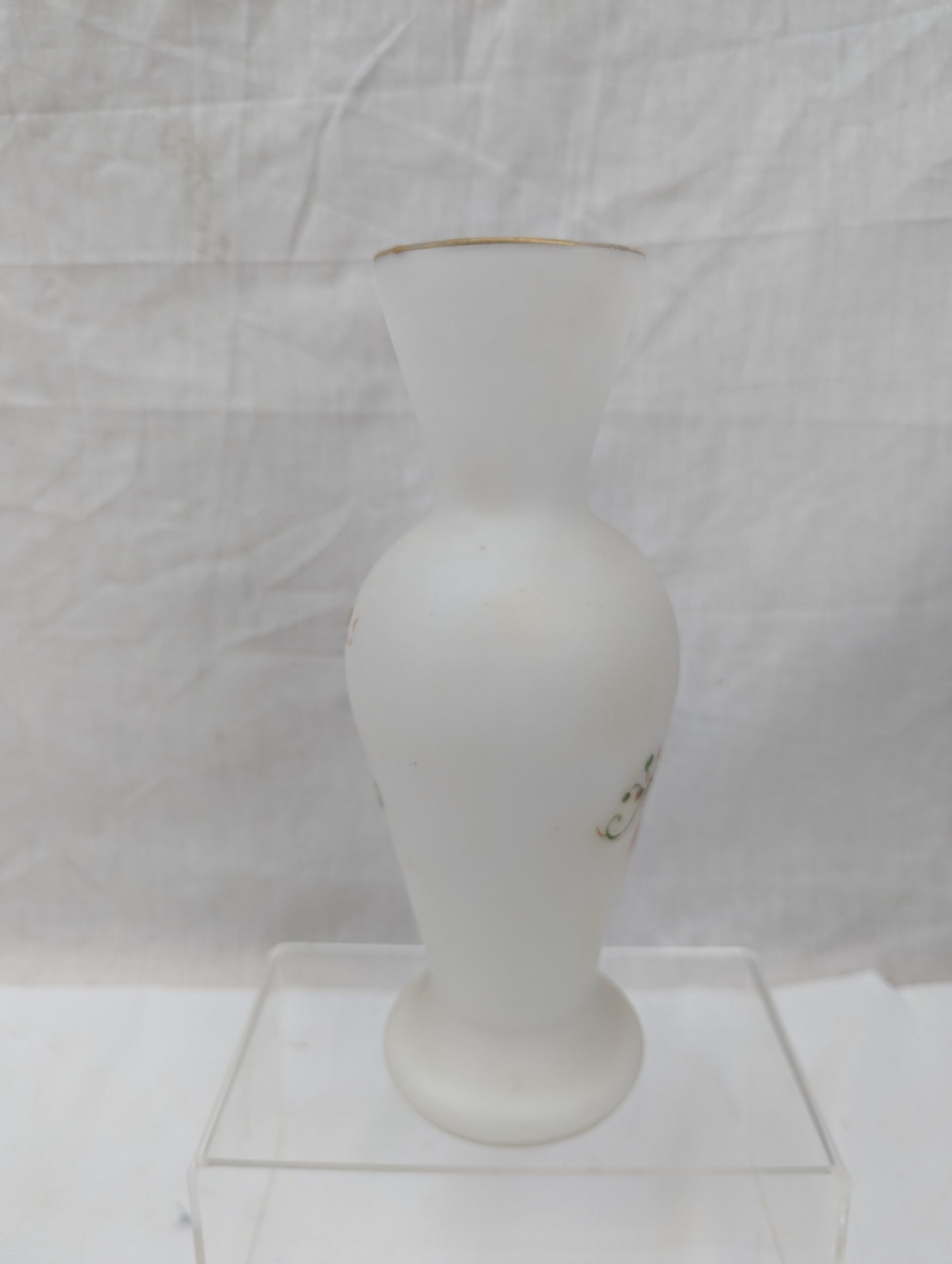 1970s Murano Glass Opaque Floral Glass Vase - Image 7