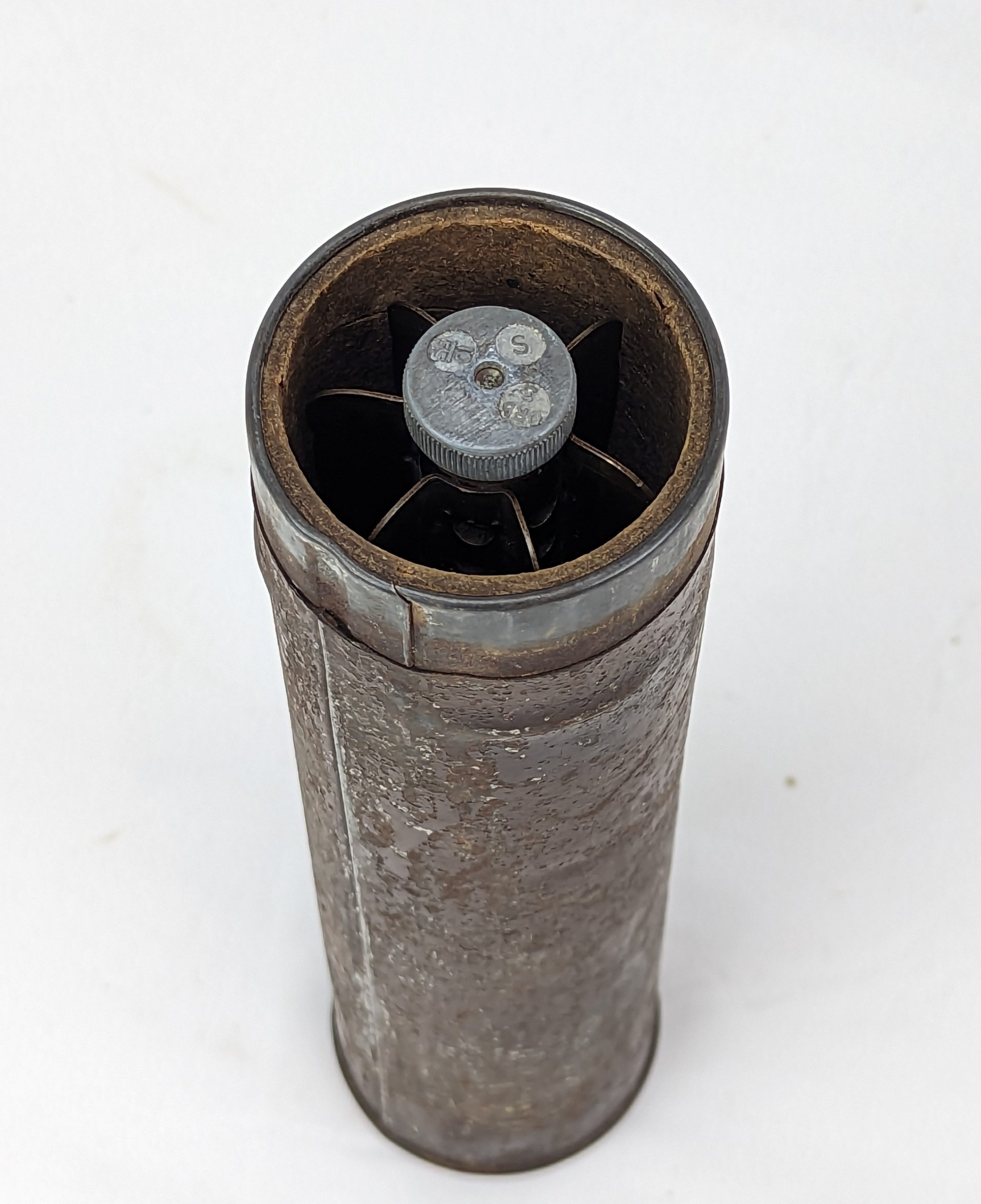 Post-War Parachute Illumination Mortar Inert Mk 2/1 Shell in Case - Image 7