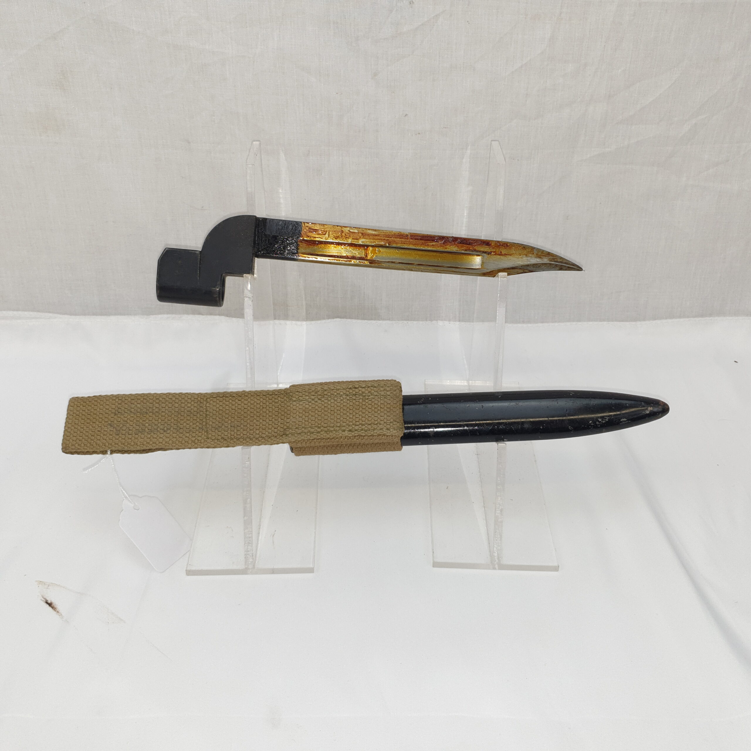 No 4 British Knife Bayonet With Canvas Frog - Image 3