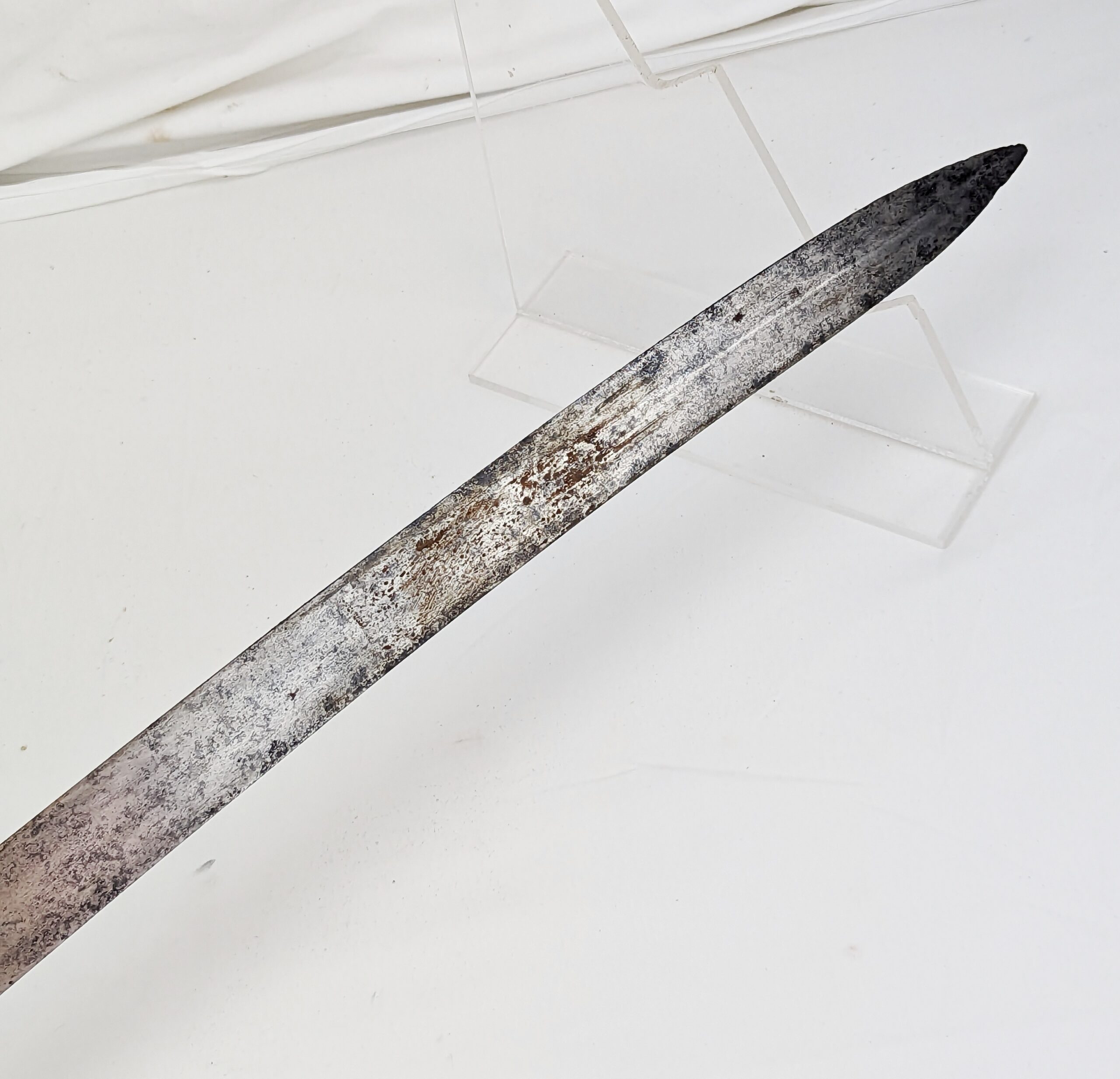 Royal Naval 1845 Pattern Cutlass with Original Scabbard - Image 7