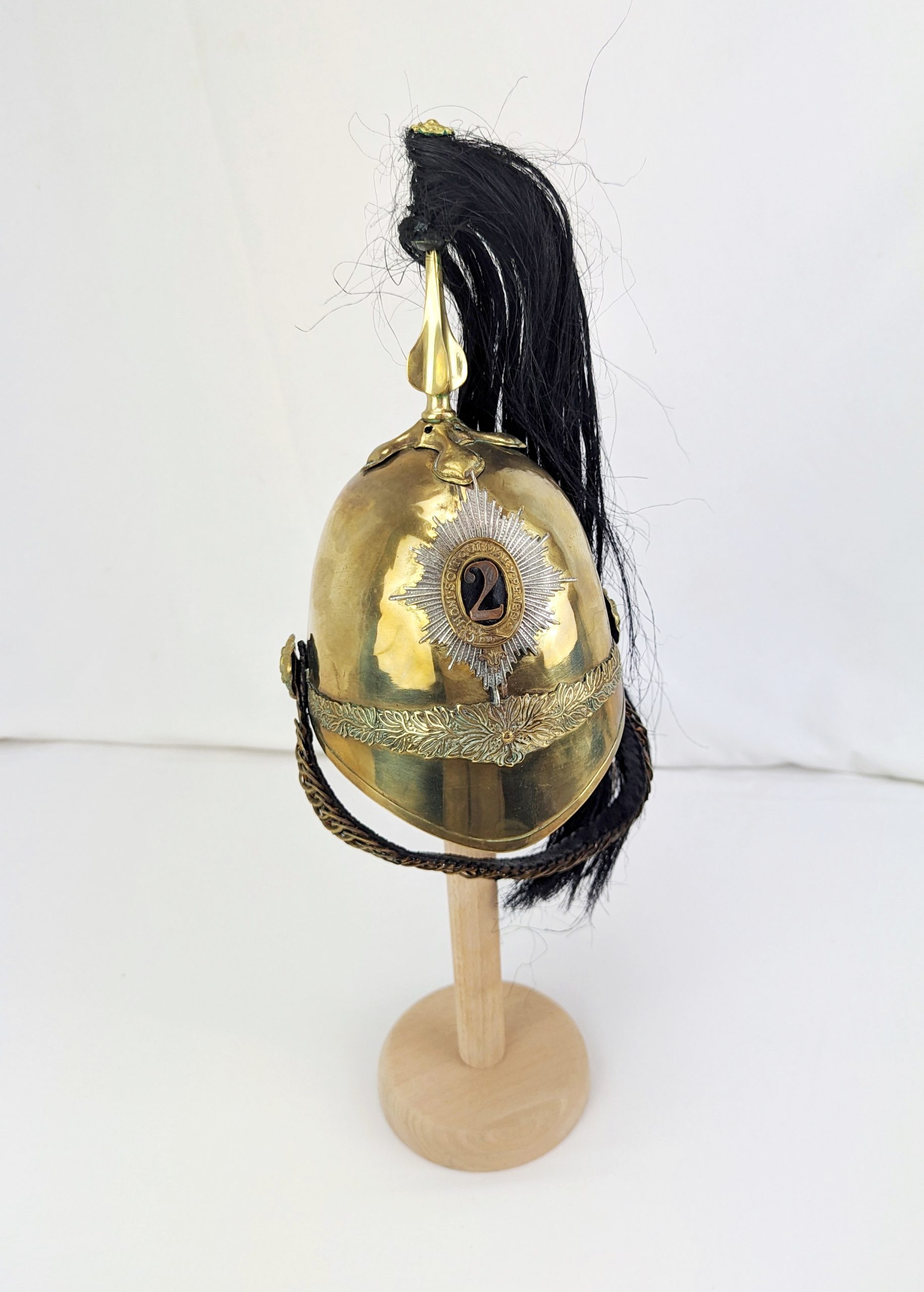 Victorian Display Model of 2nd Dragoon Guards Gilt Albert Helmet - Image 2