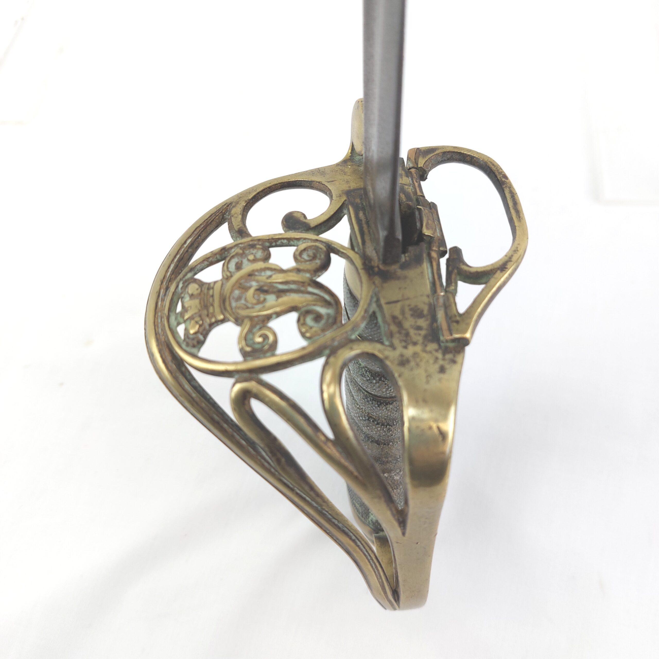Small Victorian 1827 Pattern Infantry Officer's Sword with Hinged Guard - Image 15
