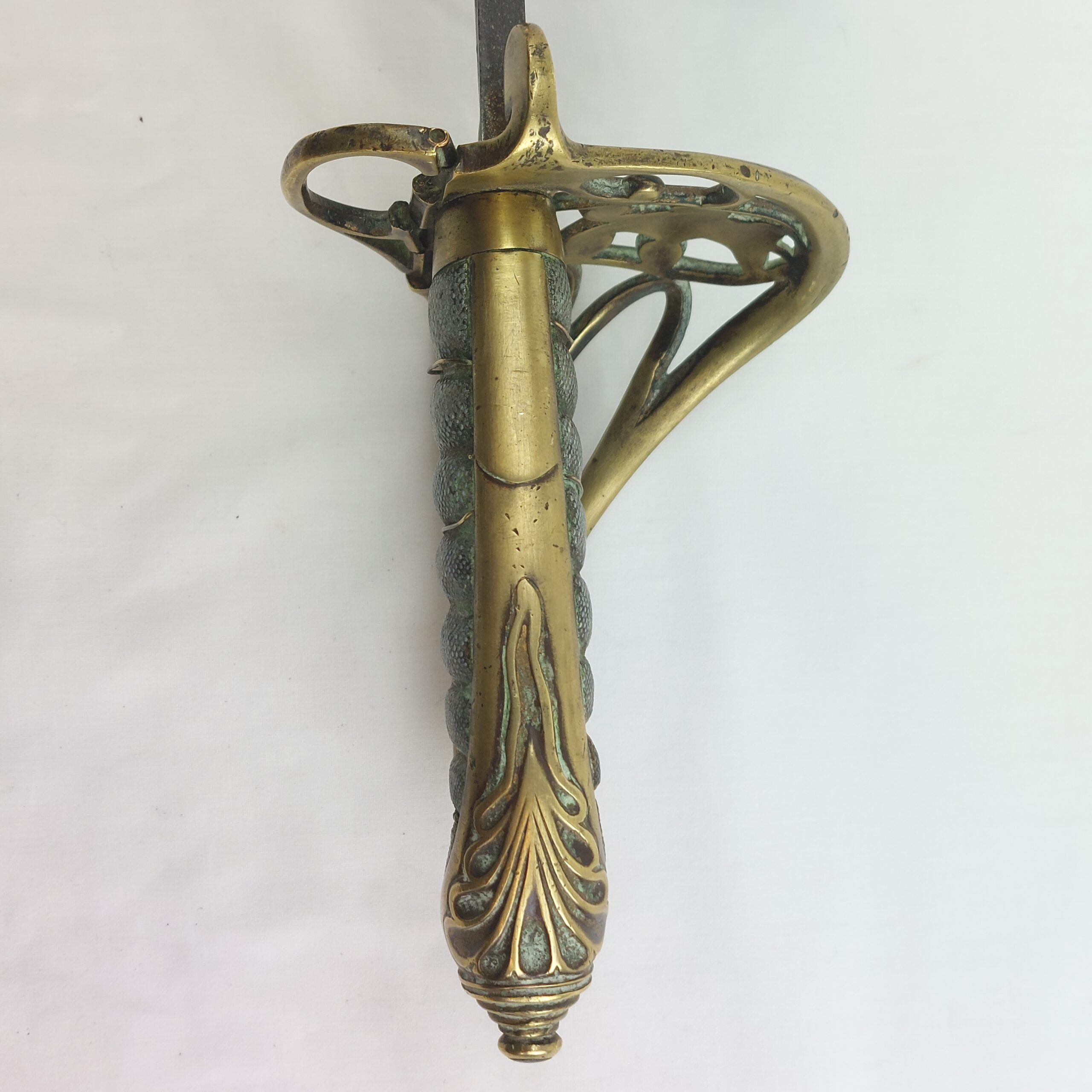 Small Victorian 1827 Pattern Infantry Officer's Sword with Hinged Guard - Image 17