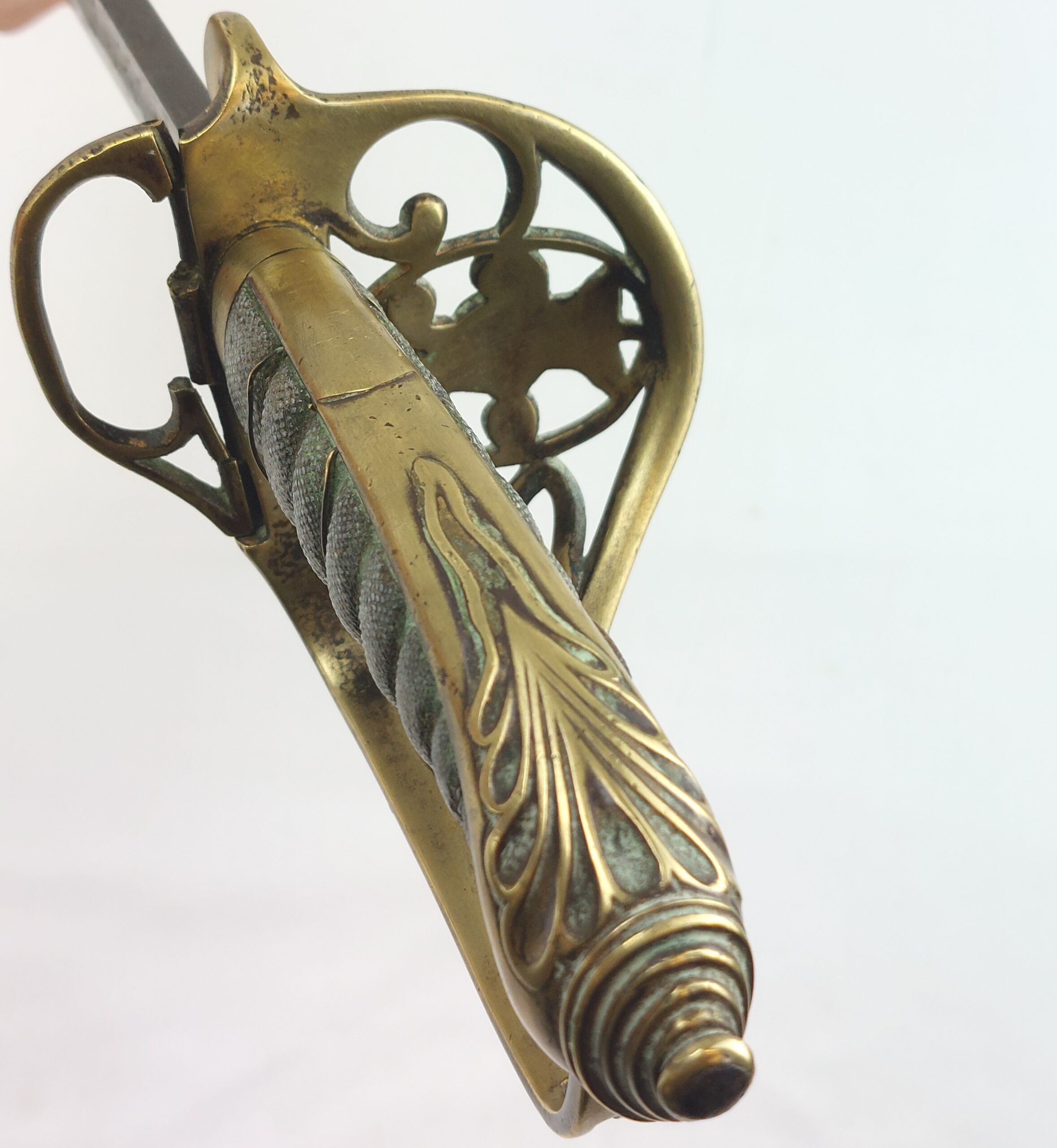 Small Victorian 1827 Pattern Infantry Officer's Sword with Hinged Guard - Image 20