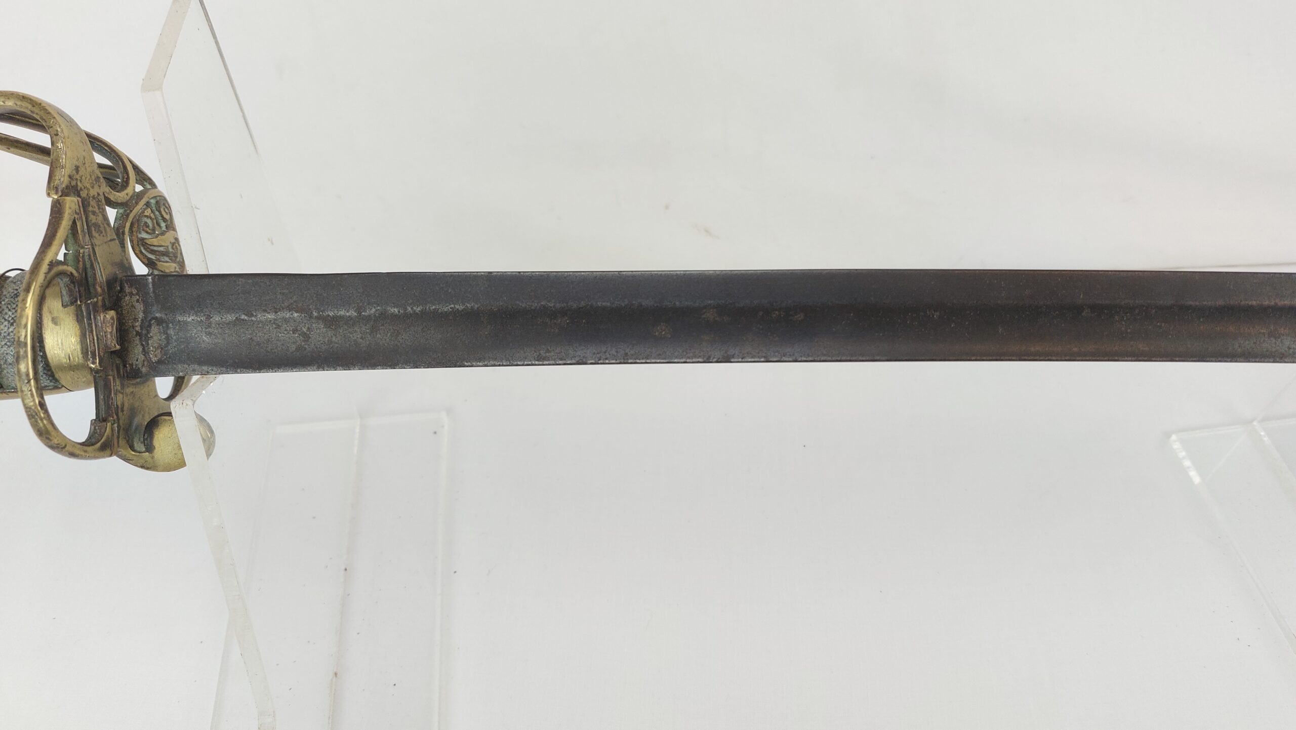 Small Victorian 1827 Pattern Infantry Officer's Sword with Hinged Guard - Image 9