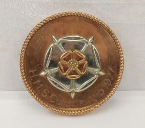 Vickers Armstrong Bronze Builders Badge For HMS Cumberland 1928 Heavy Cruiser