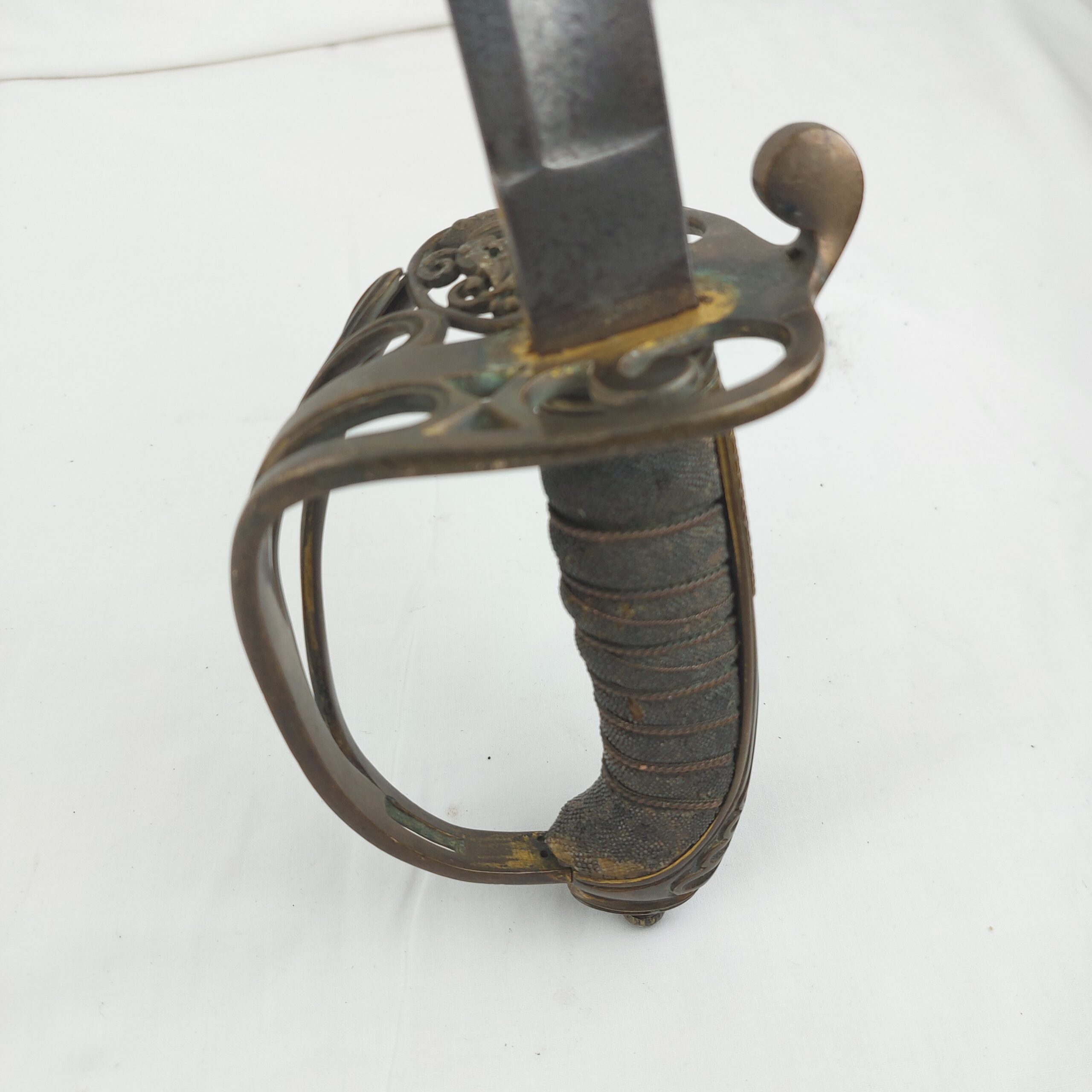 Victorian 1827 Pattern Infantry Officer's Sword - Image 10