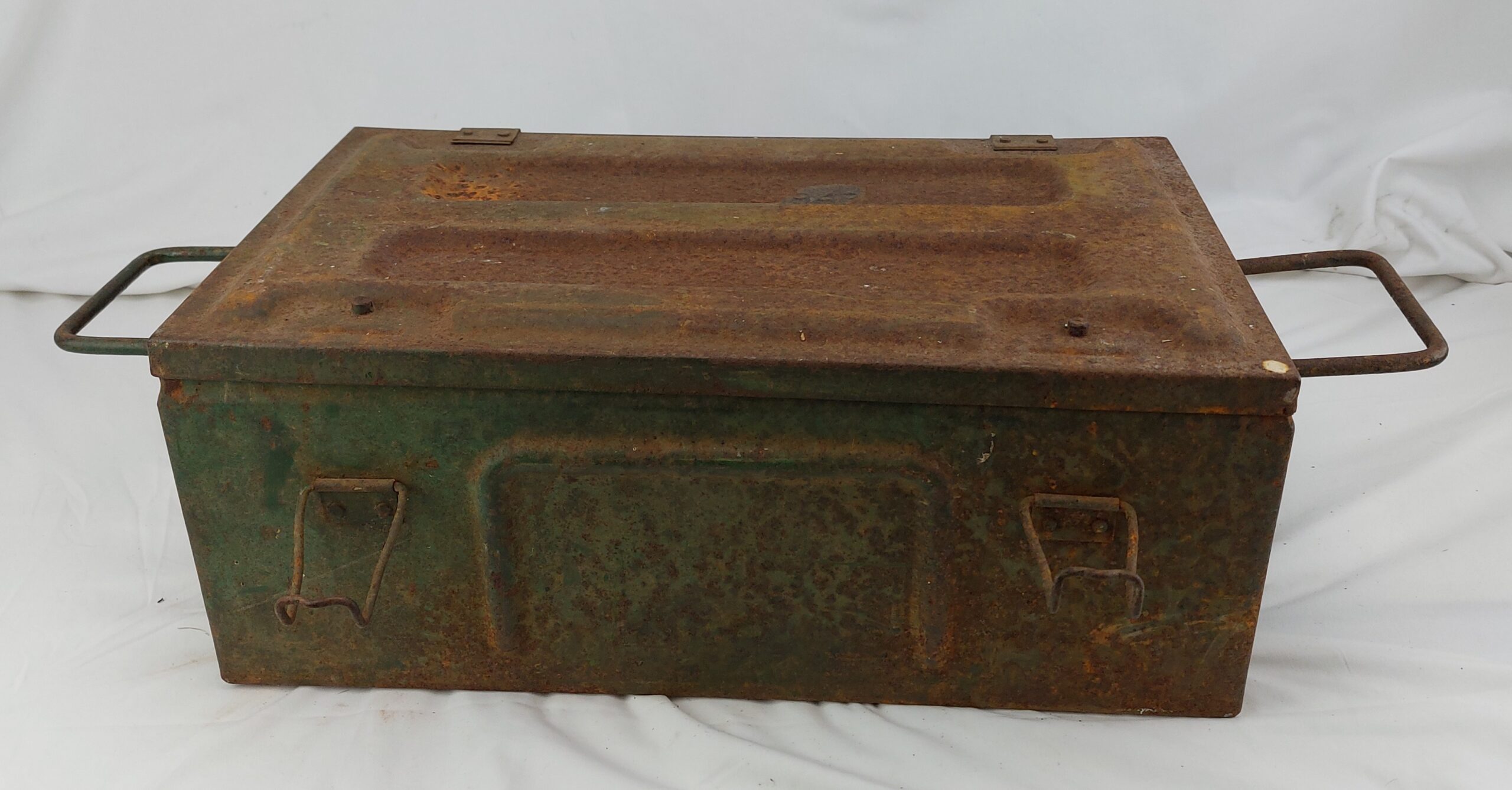 WW2 Metal Ammunition Box, dated 1943
