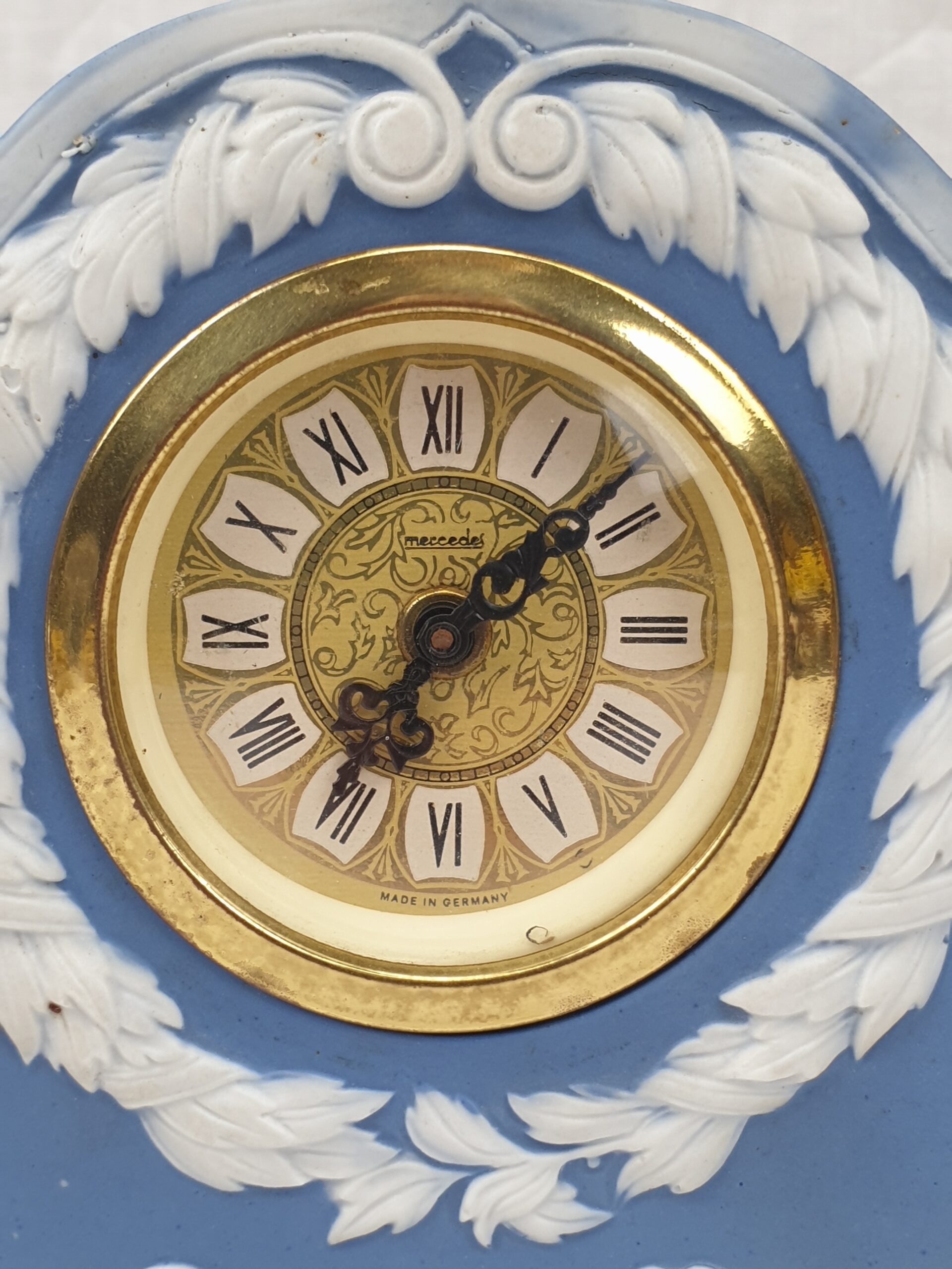 Wedgwood Jasperware Clock - Image 11