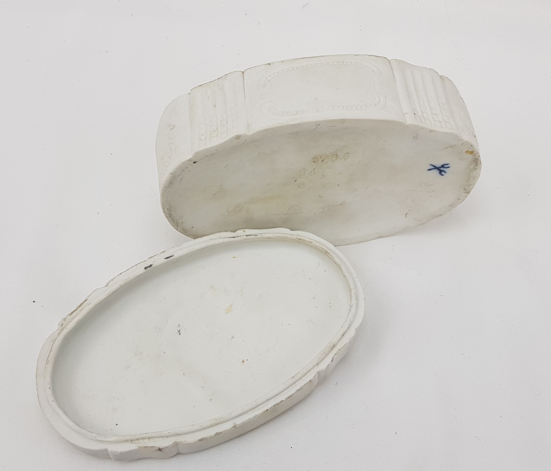 c1850 Volkstedt Rudalstadt Parian Ware Box - Image 2
