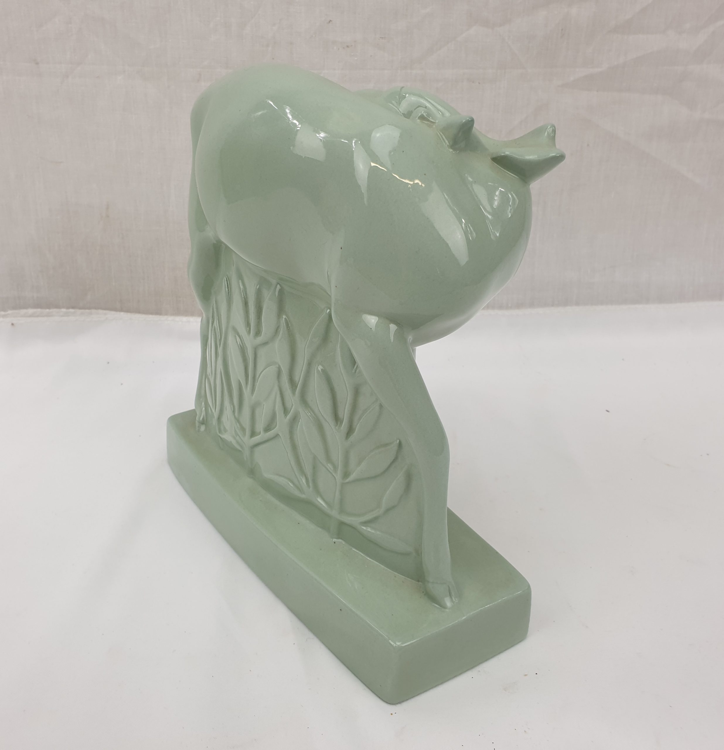 1930s Wedgwood Model Of A Fallow Deer In Pale Green Glaze By John Skeaping - Image 5