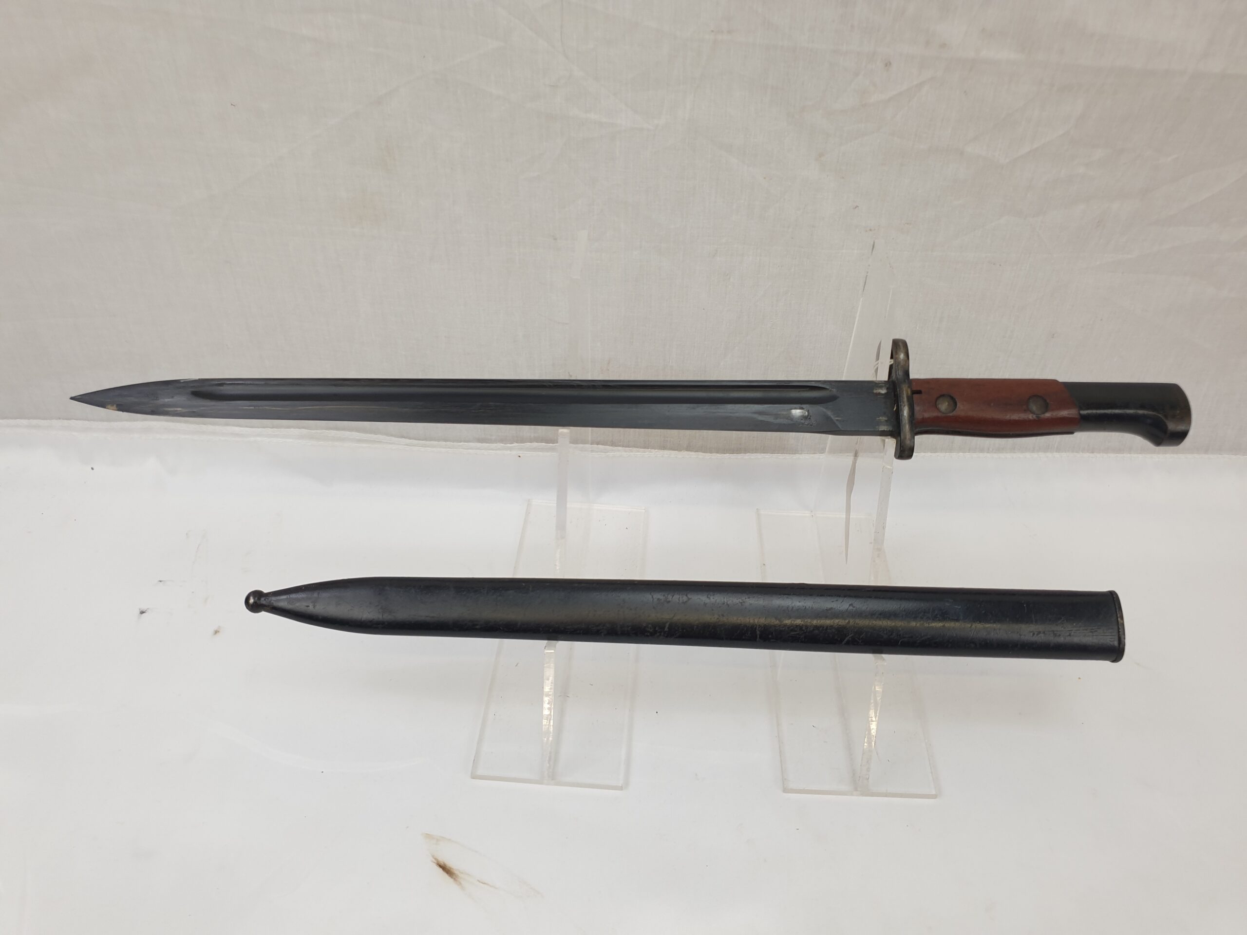 Czechoslovakian Sword Bayonet for the 8 mm. Mauser vz. 23 Rifle - Image 4