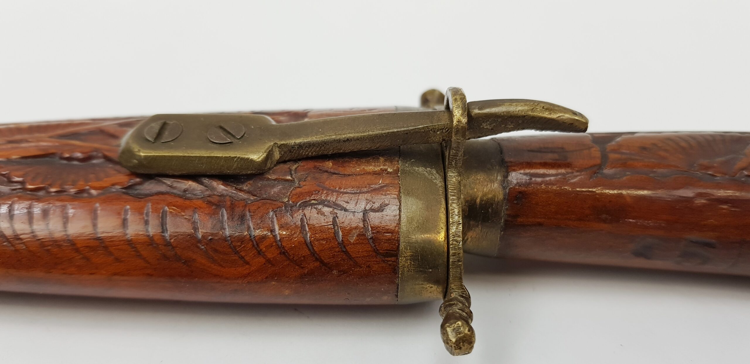 Far East Stainless Steel Hunting Knife In Wooden Scabbard - Image 5
