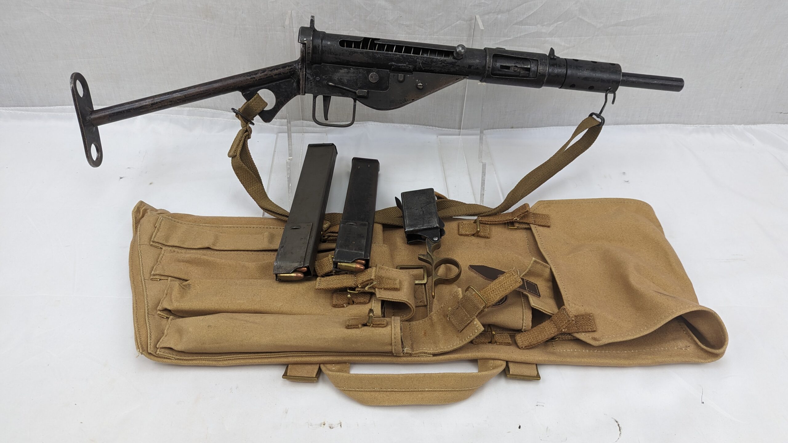 Fully Strippable WW2 British STEN MK2 SMG, Sling, 2 Spare Magazines, Speed loader and Canvas Bag