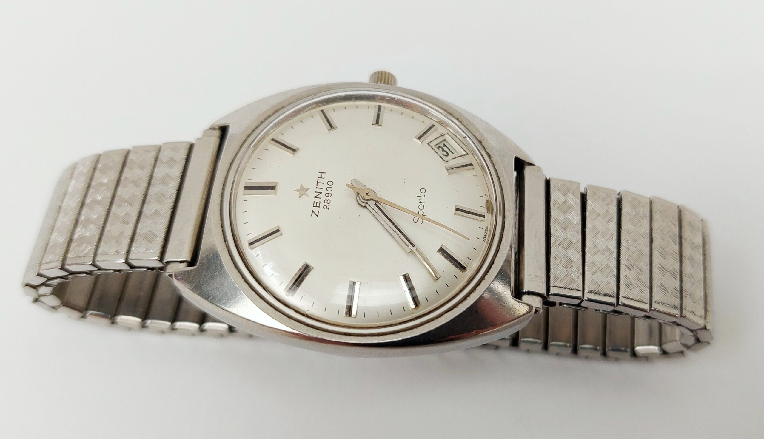 c1970’s Zenith Sporto Manual Wind Gents Watch - Image 2