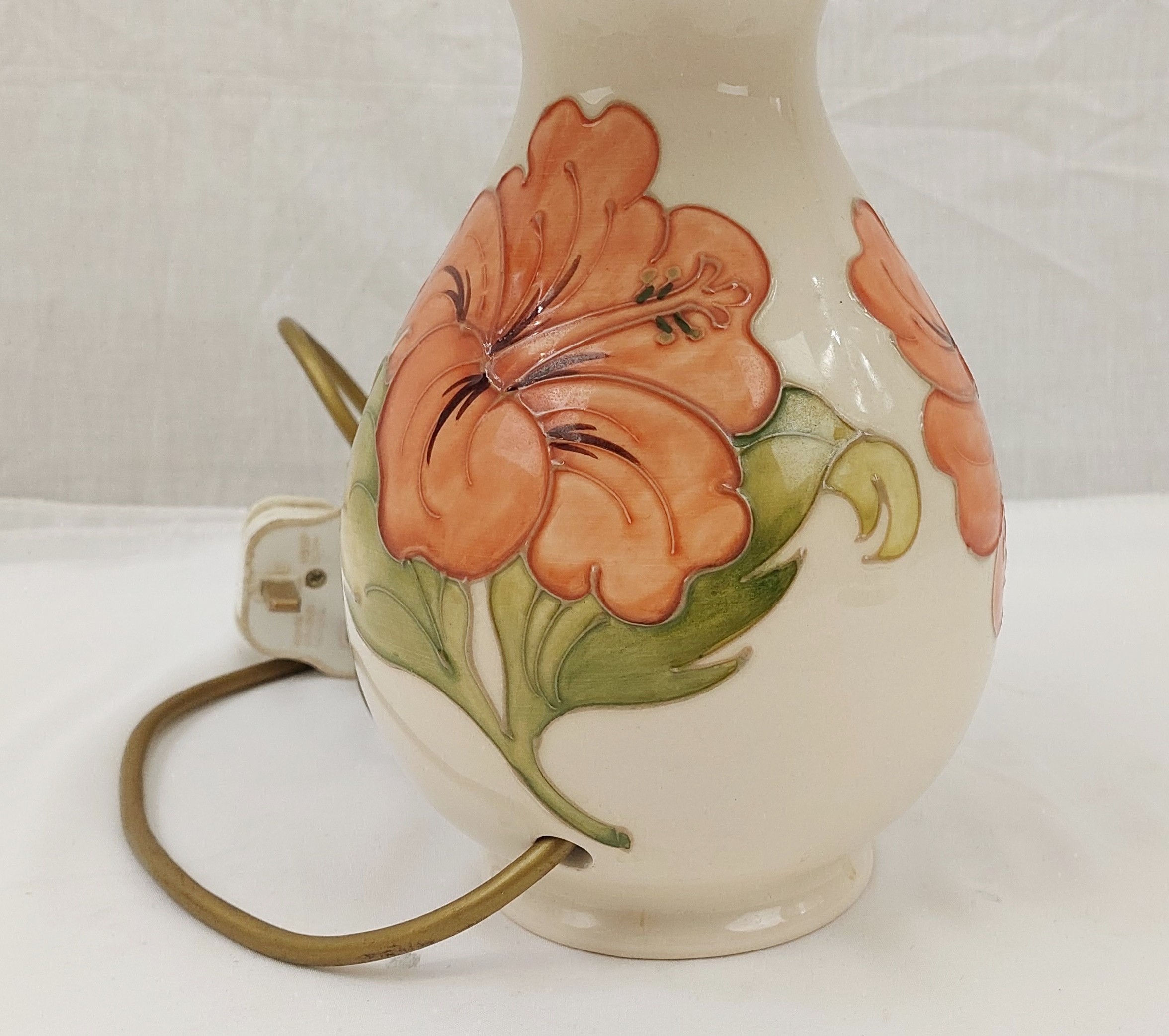 Moorcroft Hibiscus Pattern Table Lamp - Image 5