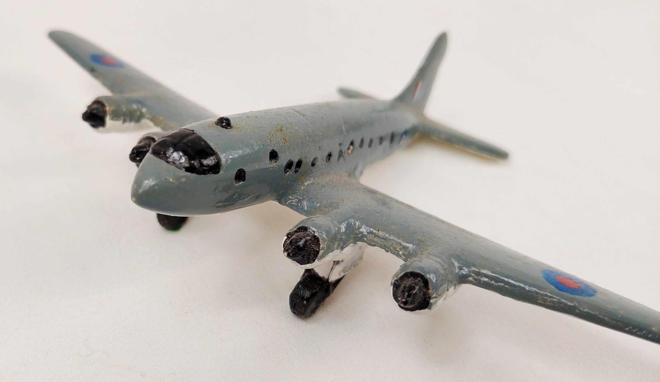 c1950’s Handley Page Hastings Model Aeroplane - Image 2