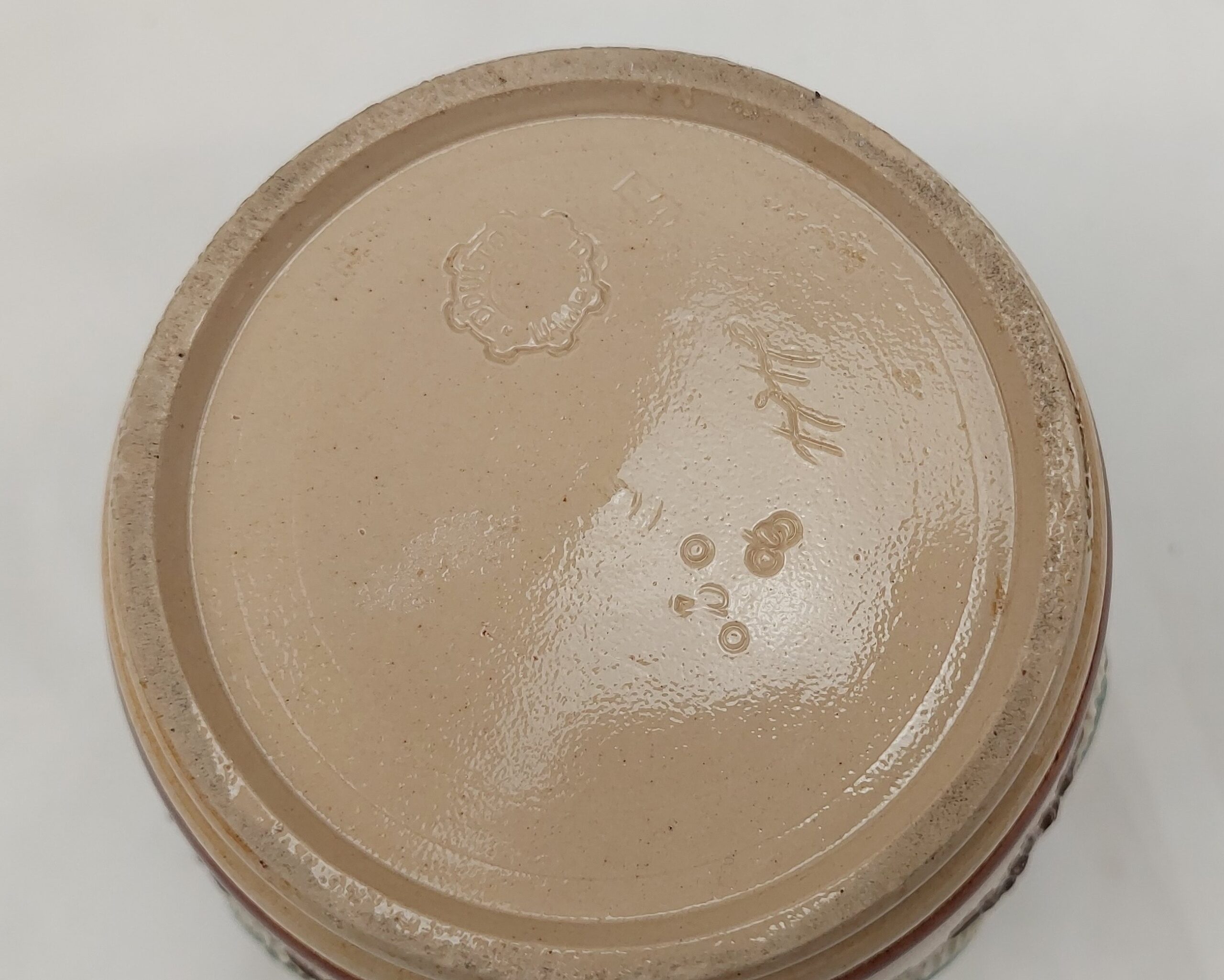 Late Victorian Doulton Lambeth Tobacco Jar #2 - Image 8