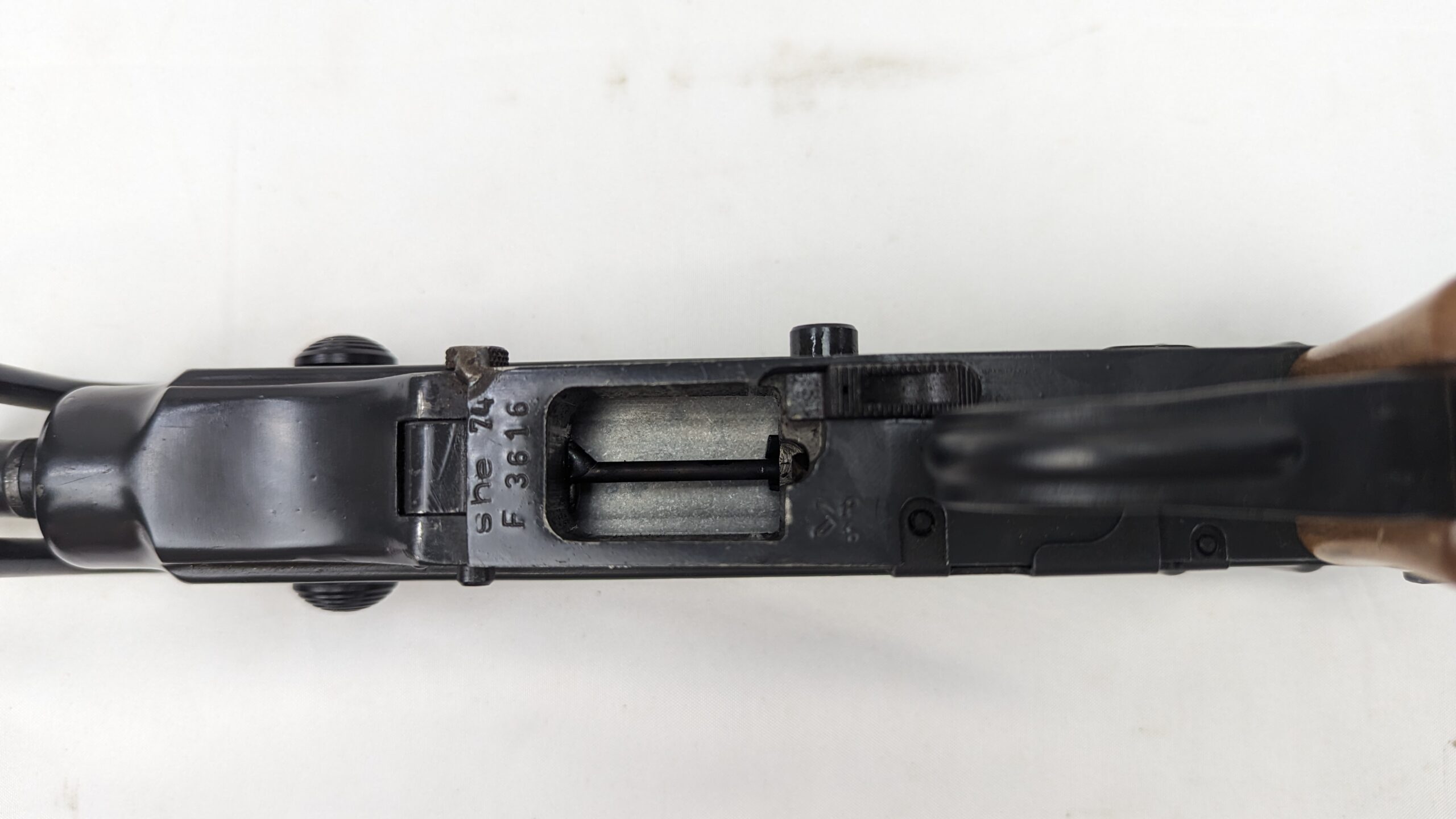 Skorpion VZ61 Sub-Machine Gun, Holster and Kit – Deactivated - Image 10