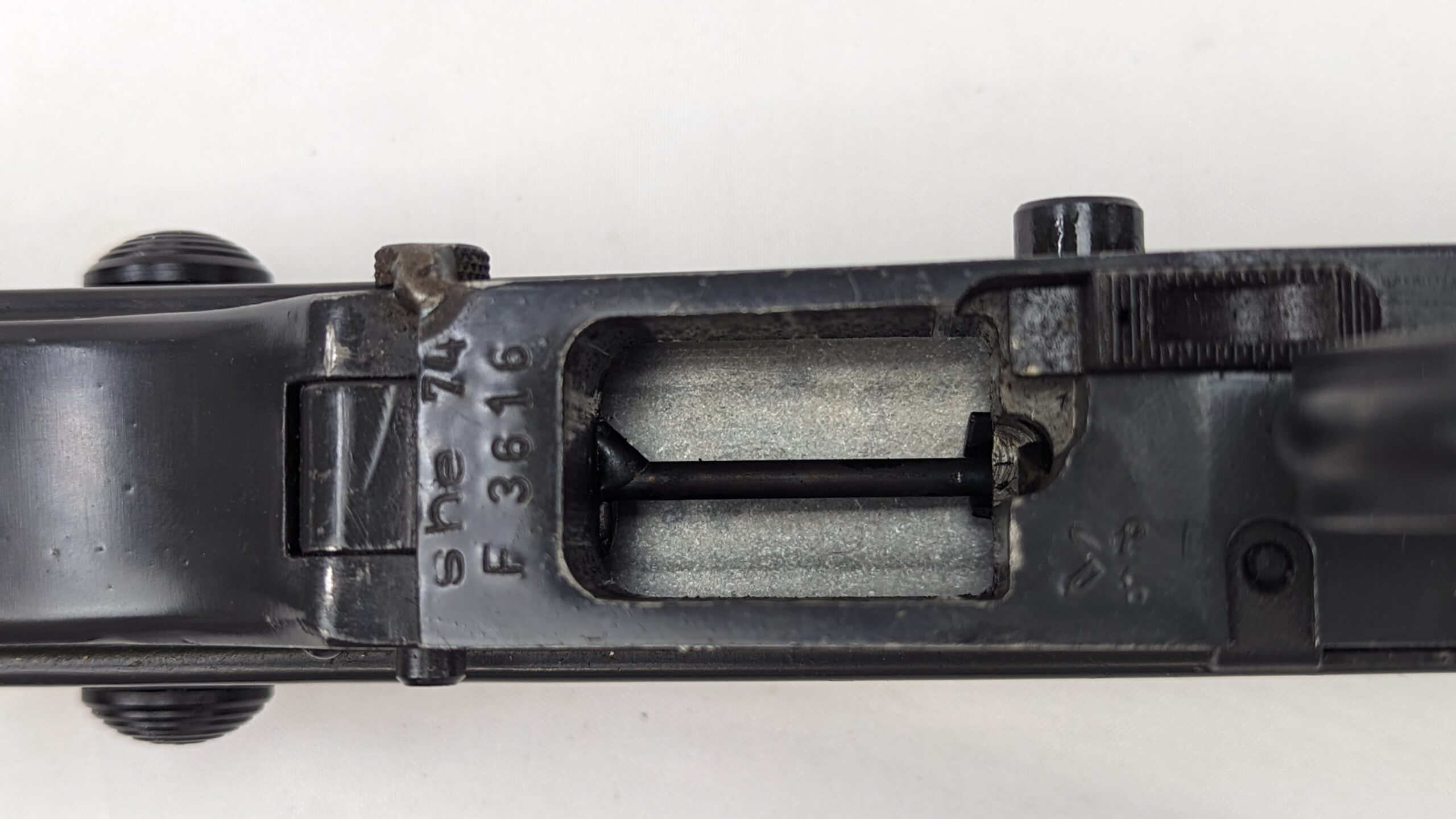 Skorpion VZ61 Sub-Machine Gun, Holster and Kit – Deactivated - Image 11