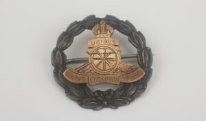 WW1 Gold on Silver Royal Artillery Sweetheart Badge