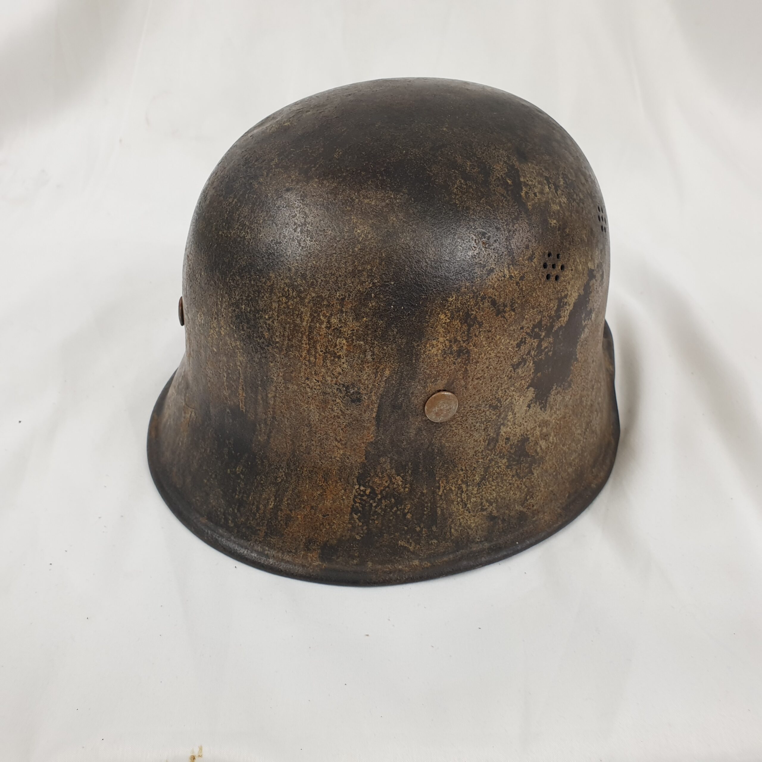 WW2 Era German M34 Helmet with replacement liner - Image 5